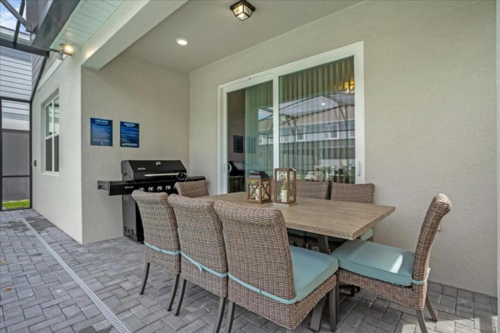 Holiday home 5 Bedrooms- 4 Bathrooms- Windsor Cay 1289 Er