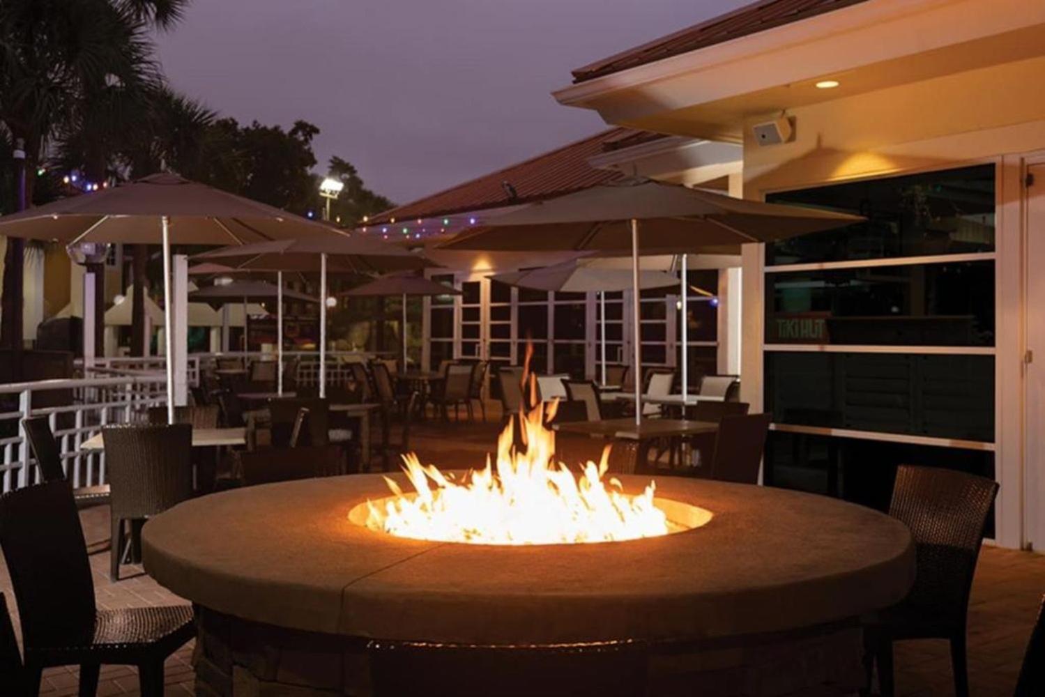 Relax After The Parks In 1bd With Pools, Restaurants, Activities Etc