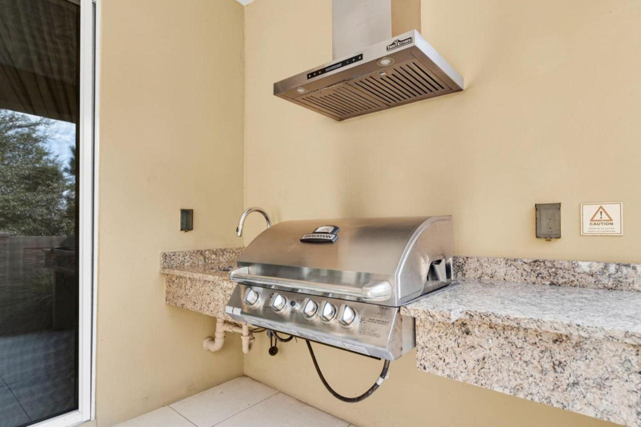 Luxury 4br Townhouse Next To 3175 *