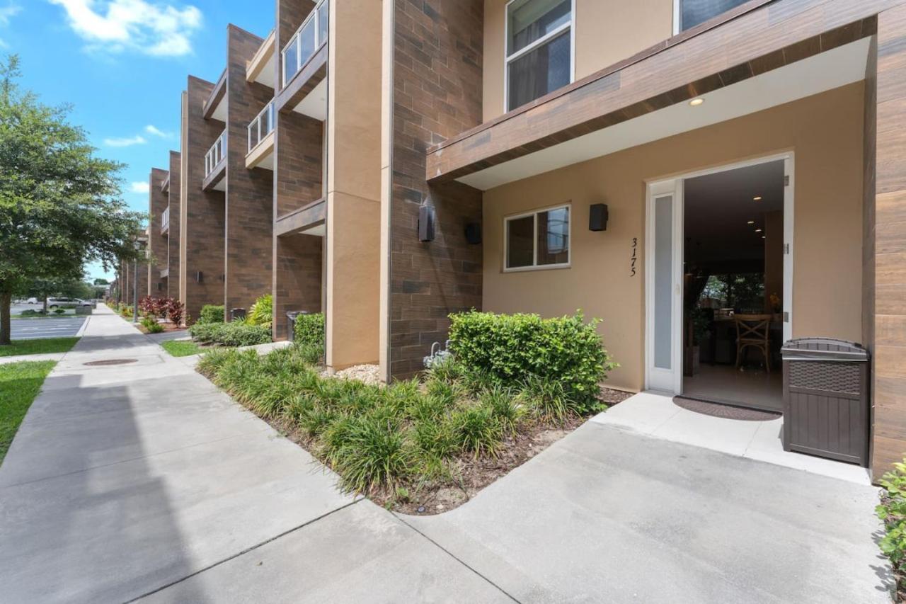 Luxury 4br Townhouse Next To 3175 *