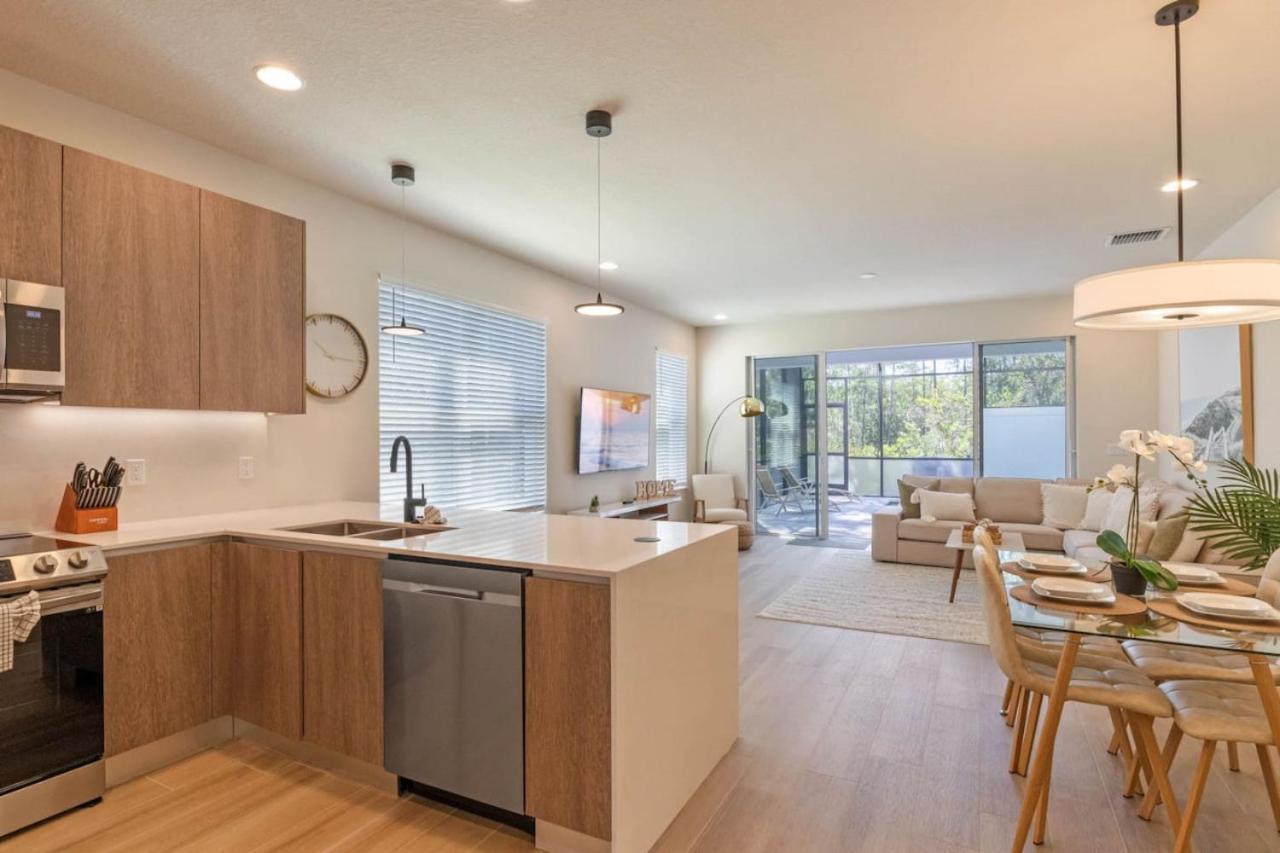 Modern Townhouse Heated Pool 17244 Orlando