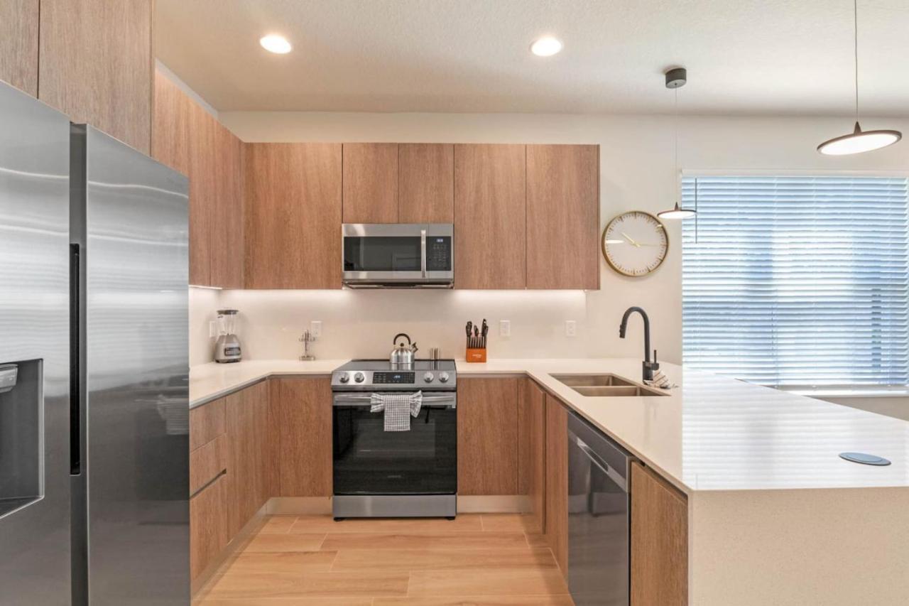 Modern Townhouse Heated Pool 17244 Holiday home Orlando