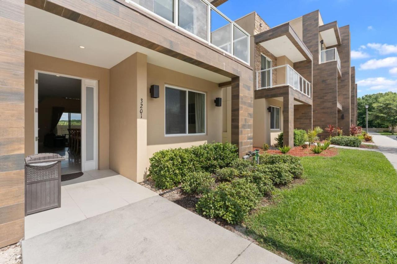 Luxury 4br Townhouse Next To 3201 Orlando