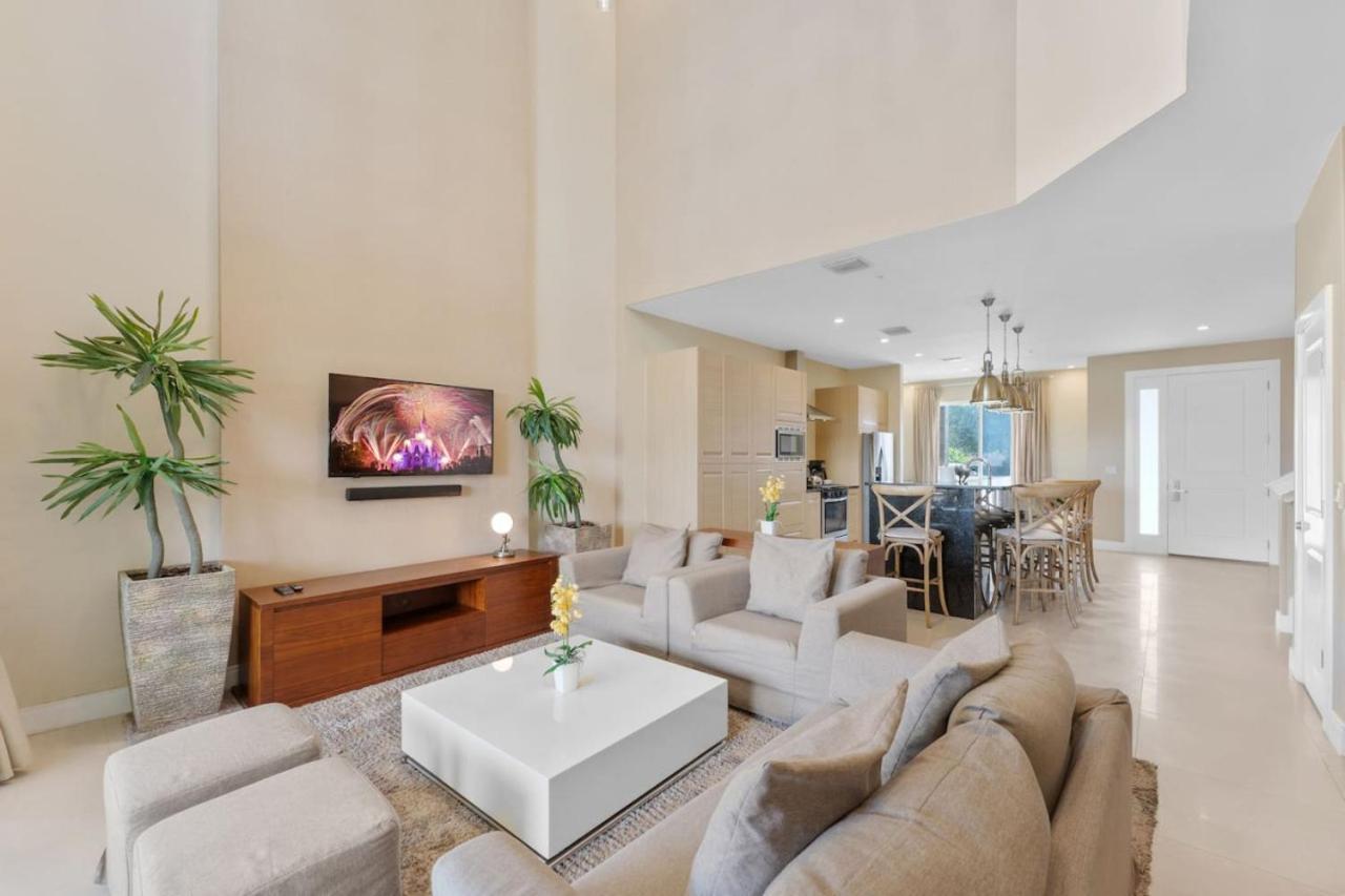Holiday home Luxury 4br Townhouse Next To 3201 *
