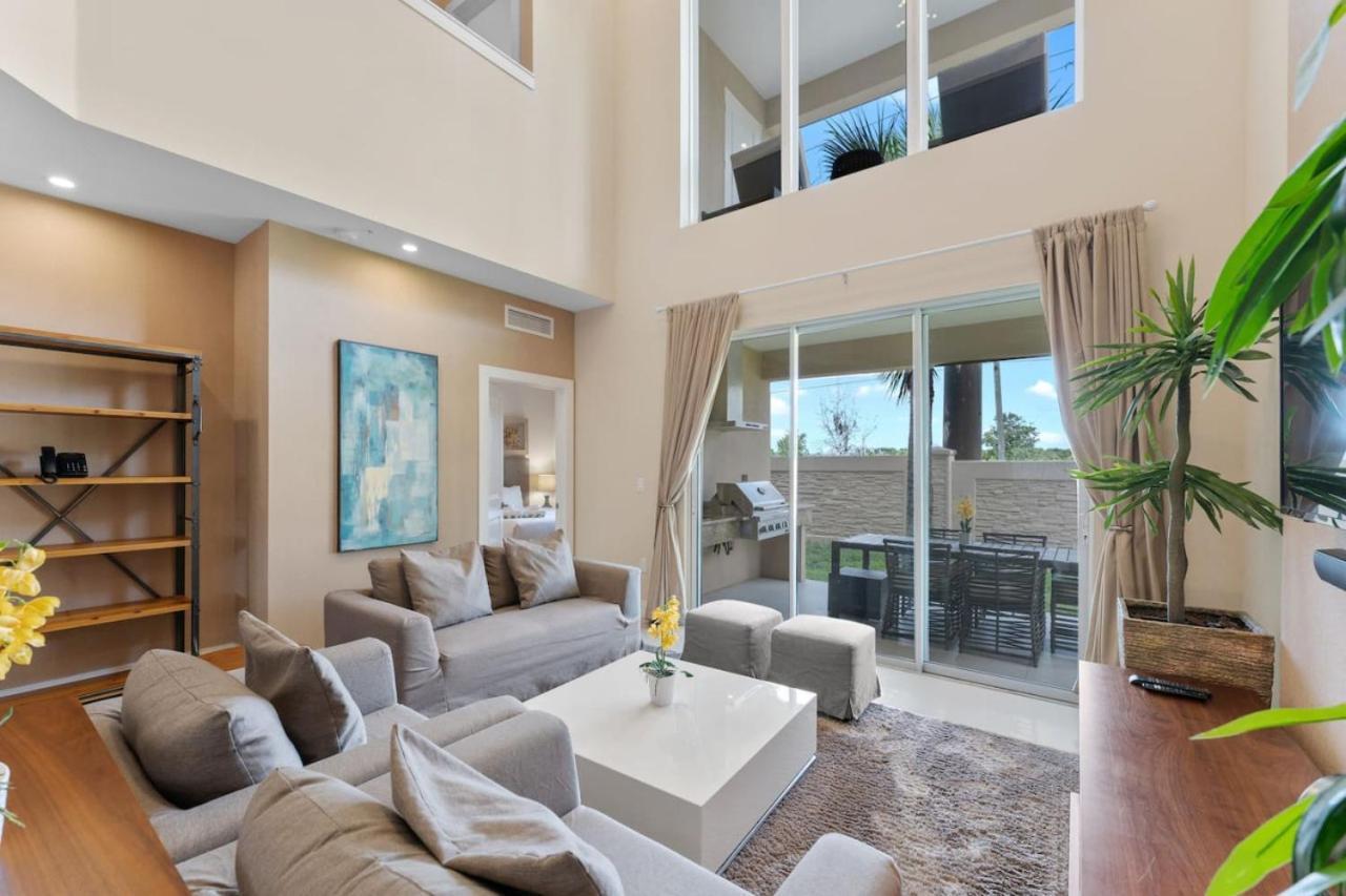 Luxury 4br Townhouse Next To 3201 *
