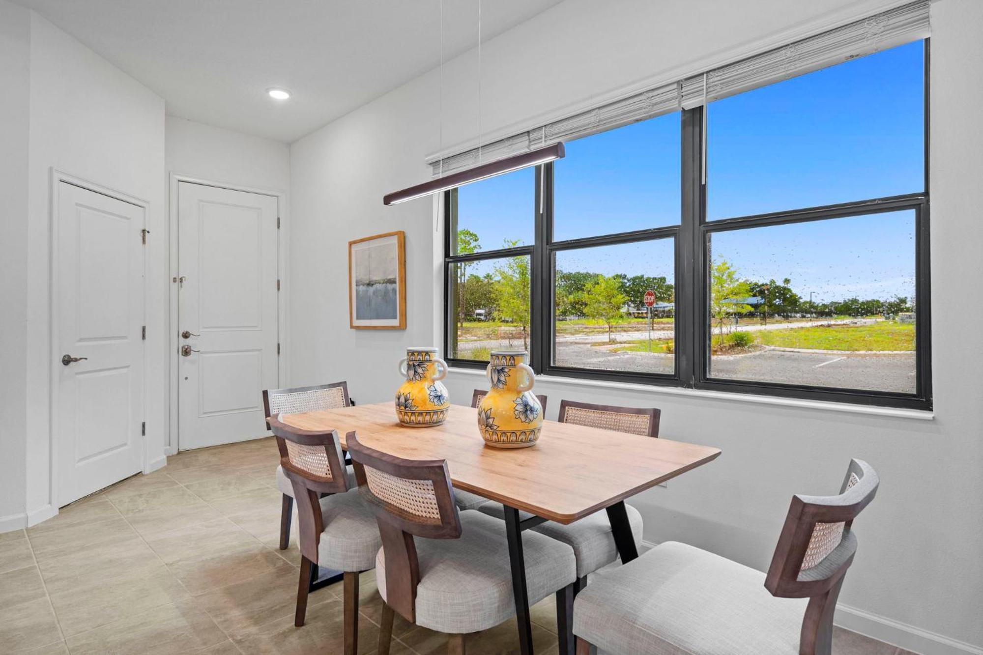 5 Bedrooms-5 Bathrooms- Paradiso Grande 10473 Et