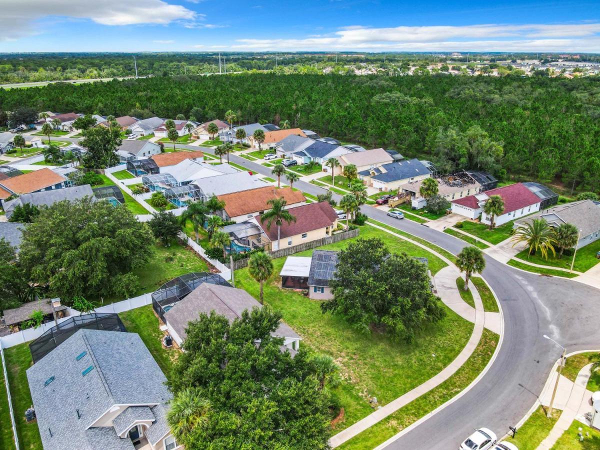Dreamy 5br, 3bath Getaway, Pool, Spa, Near Holiday home *