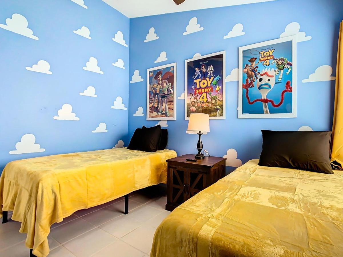 Dreamy 5br, 3bath Getaway, Pool, Spa, Near