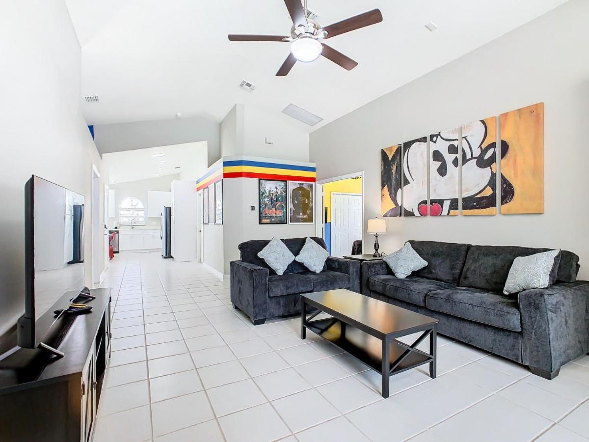 Dreamy 5br, 3bath Getaway, Pool, Spa, Near *