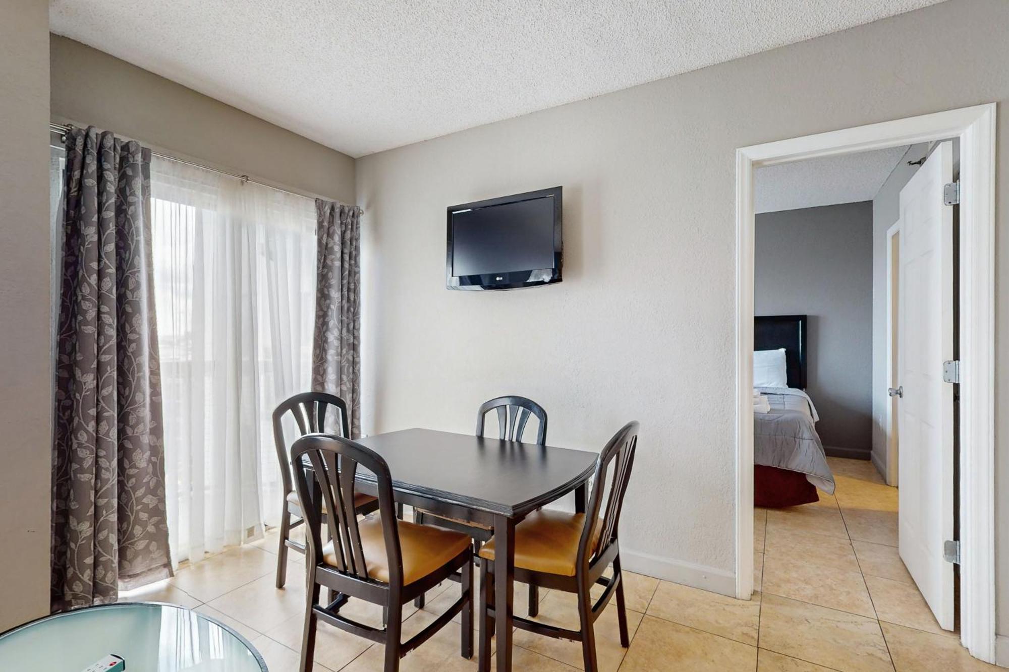 The Enclave -unit 2904 Apartment *