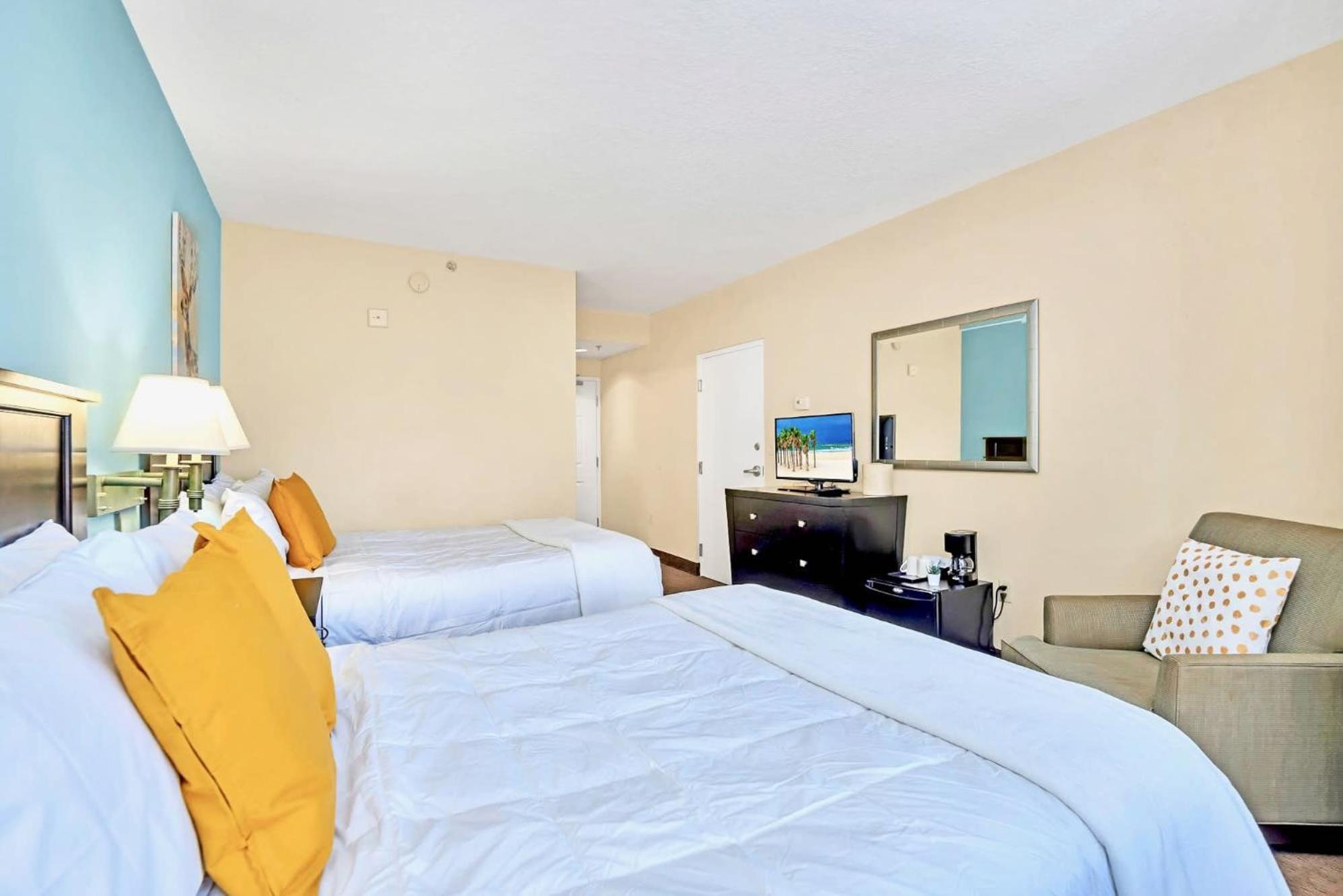 With Pool & Hot Tub - Close To Universal *