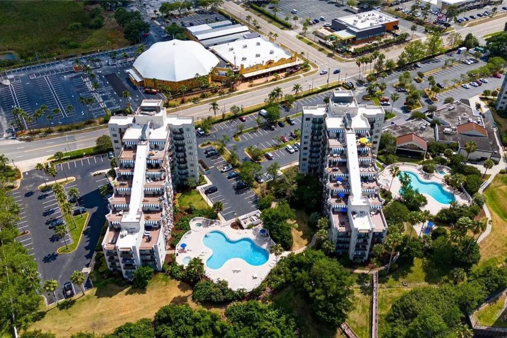 Enclave Skyline Near Universal * Orlando