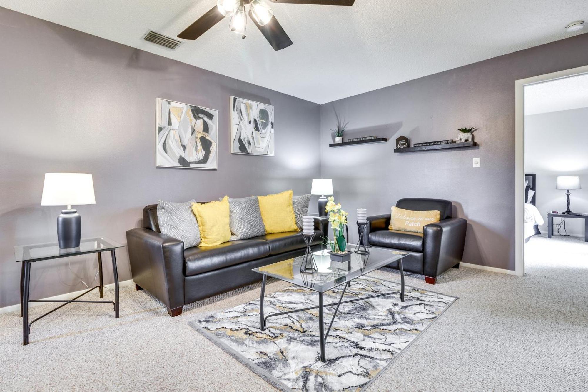 Vacation With Yard And Pool Access Holiday home Orlando