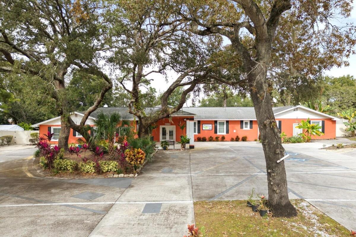 Banana Leaf Villa-vintage Vibes- King Holiday home *