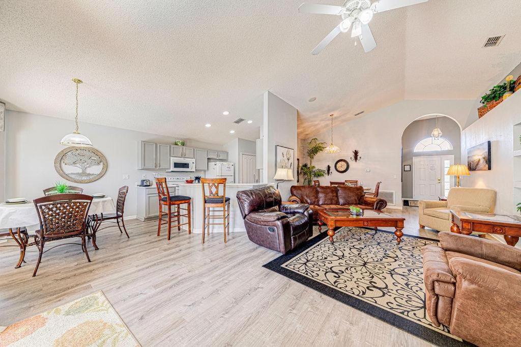Villa Stunning 3 Bed Former Model Orlando