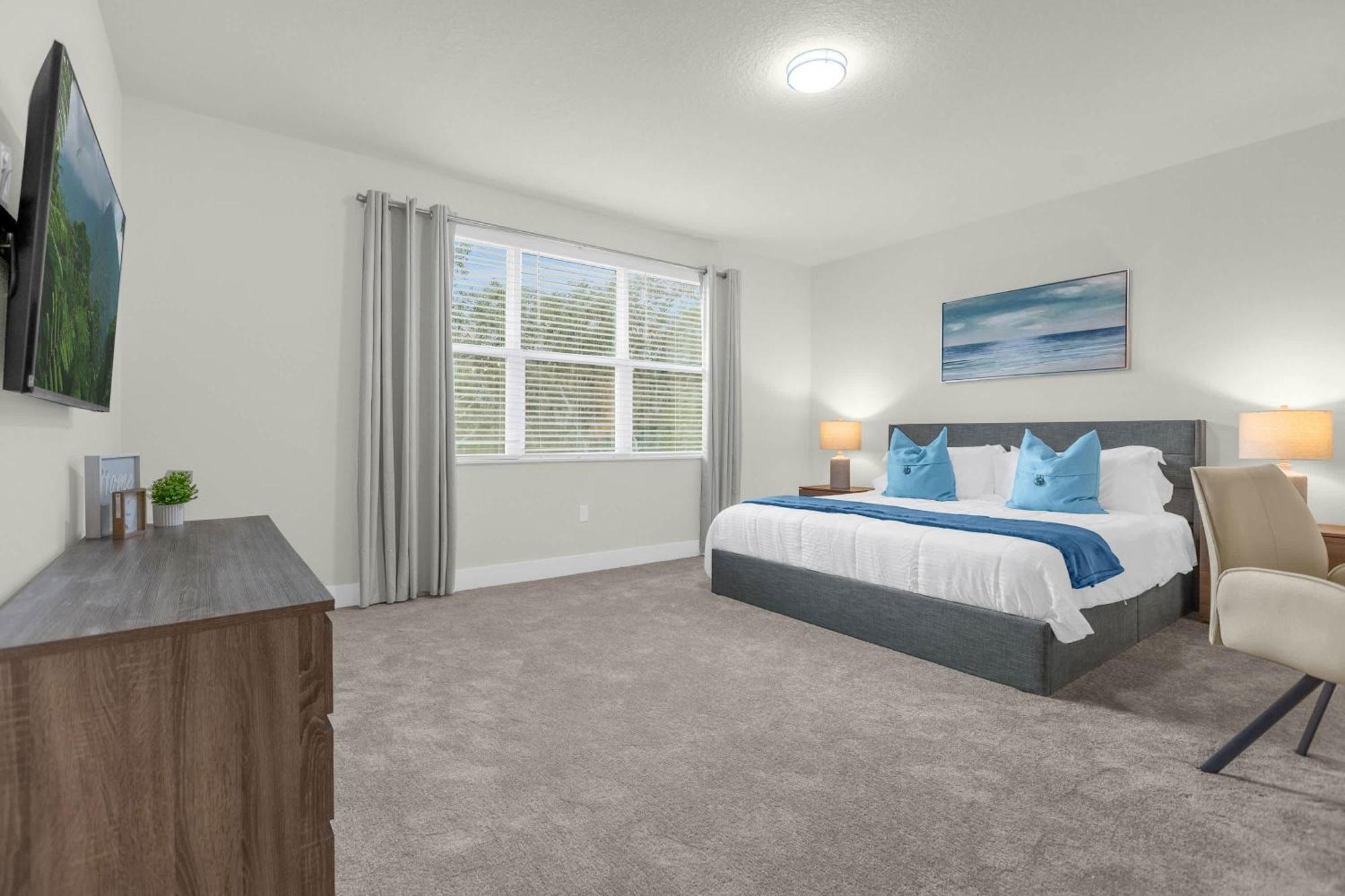 Holiday home Upstay - Modern Family Townhome With Pool