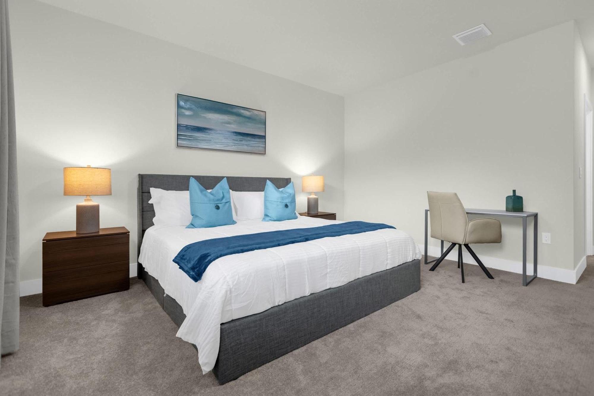 Holiday home Upstay - Modern Family Townhome With Pool