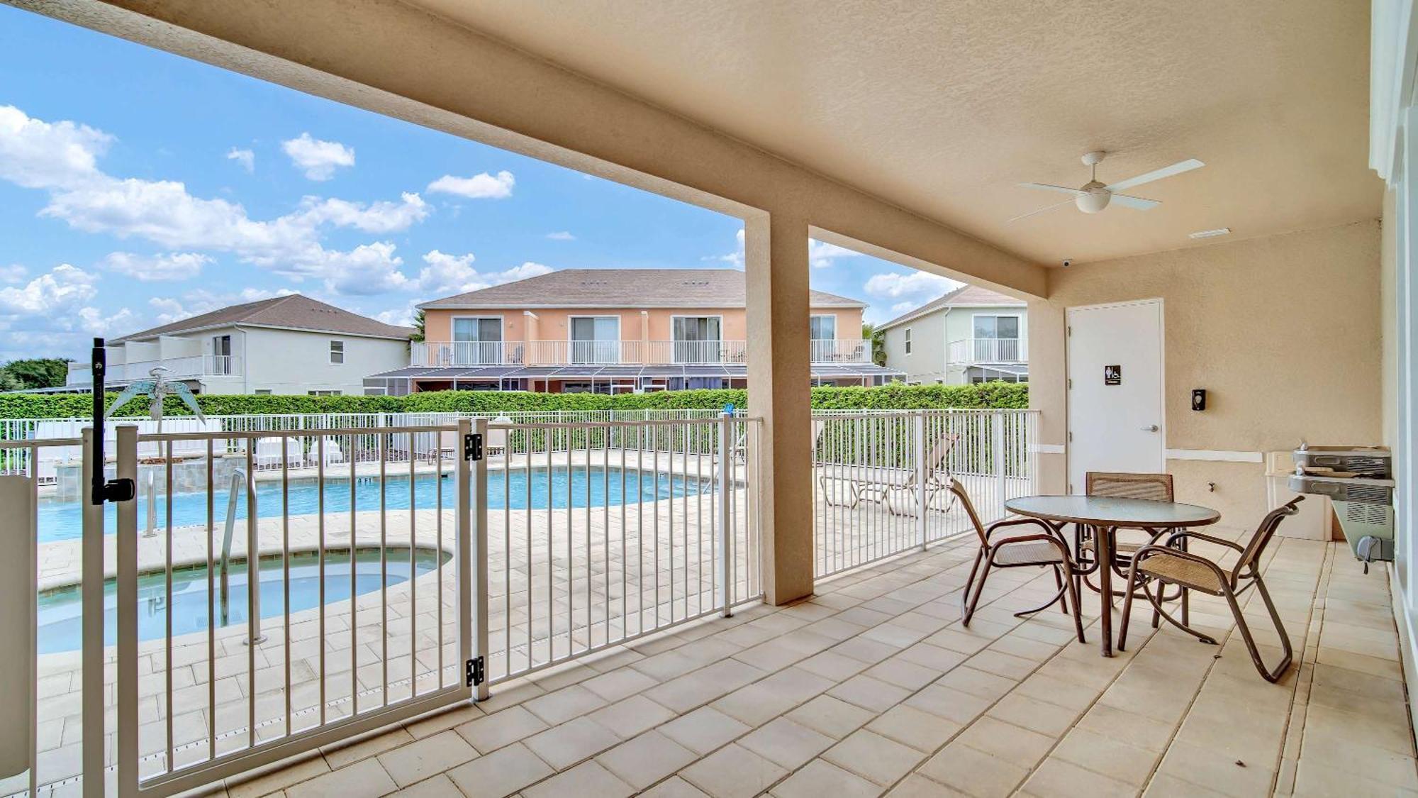 Trendy Thematic 3br Townhouse With Private Pool Holiday home Orlando