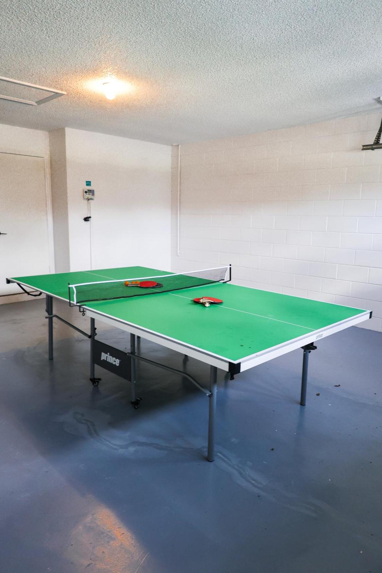 2024 New Private Heated Pool House With Mini Golf