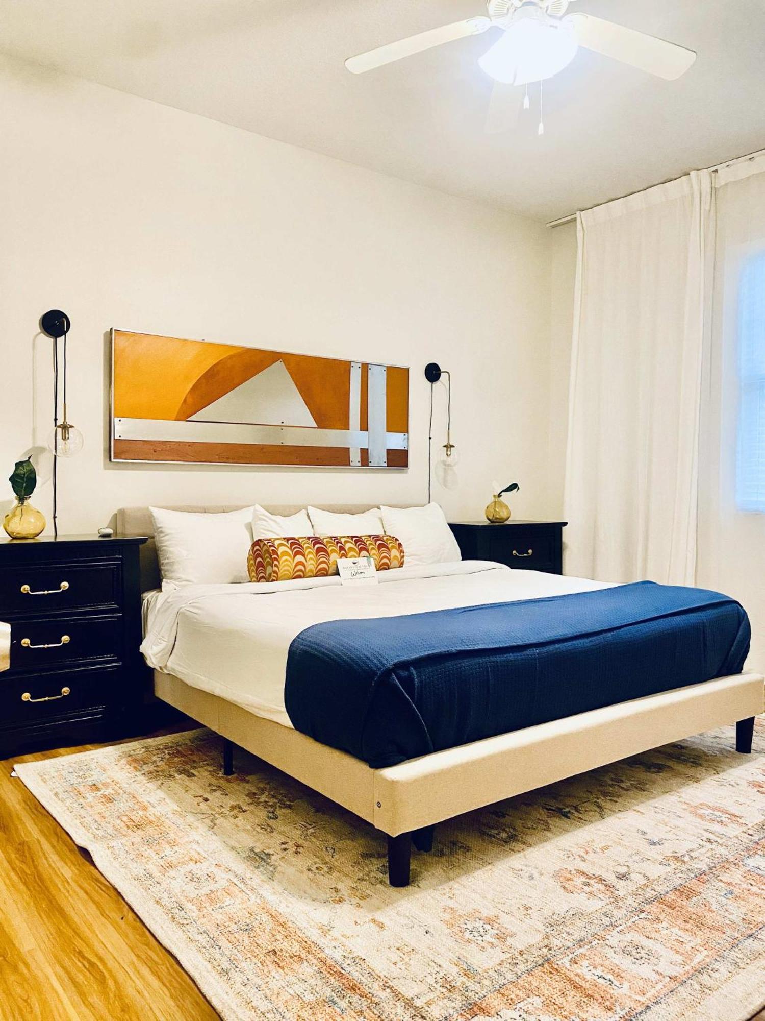 Banana Leaf Villa-vintage Vibes- King Orlando