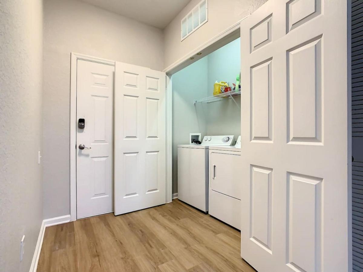 C2785-203-windsor Hills Free Water Park Themed Apartment *