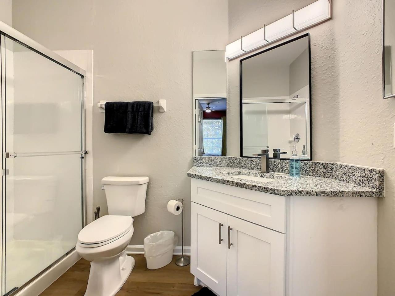 C2785-203-windsor Hills Free Water Park Themed Apartment