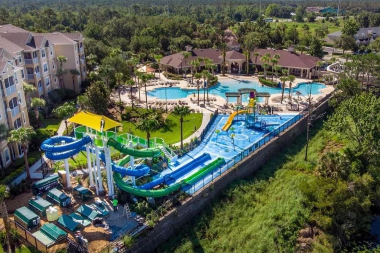 Holiday home Windsor Hills Sunshine Waterslides Pool By