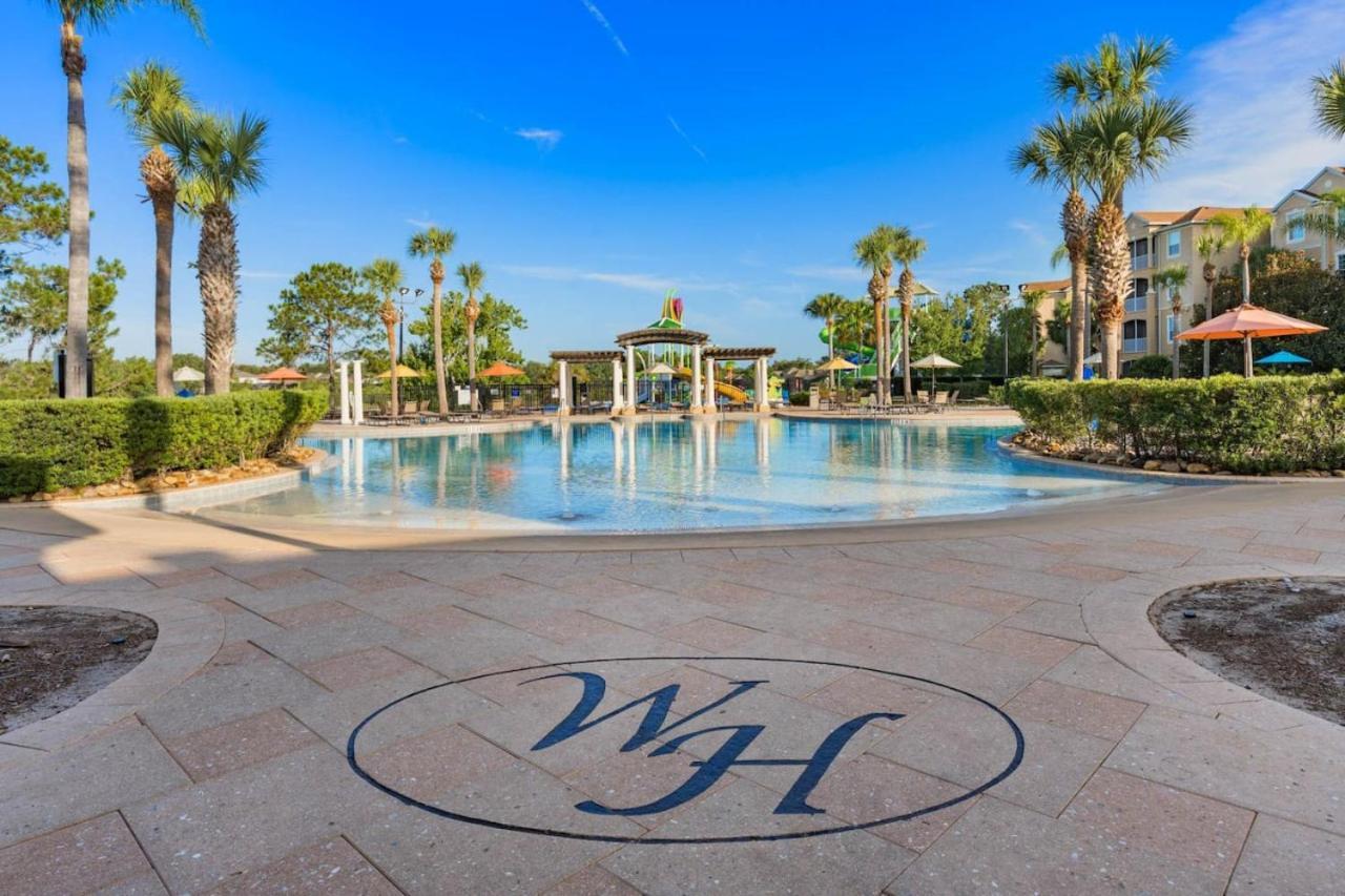 Windsor Hills Sunshine Waterslides Pool By *