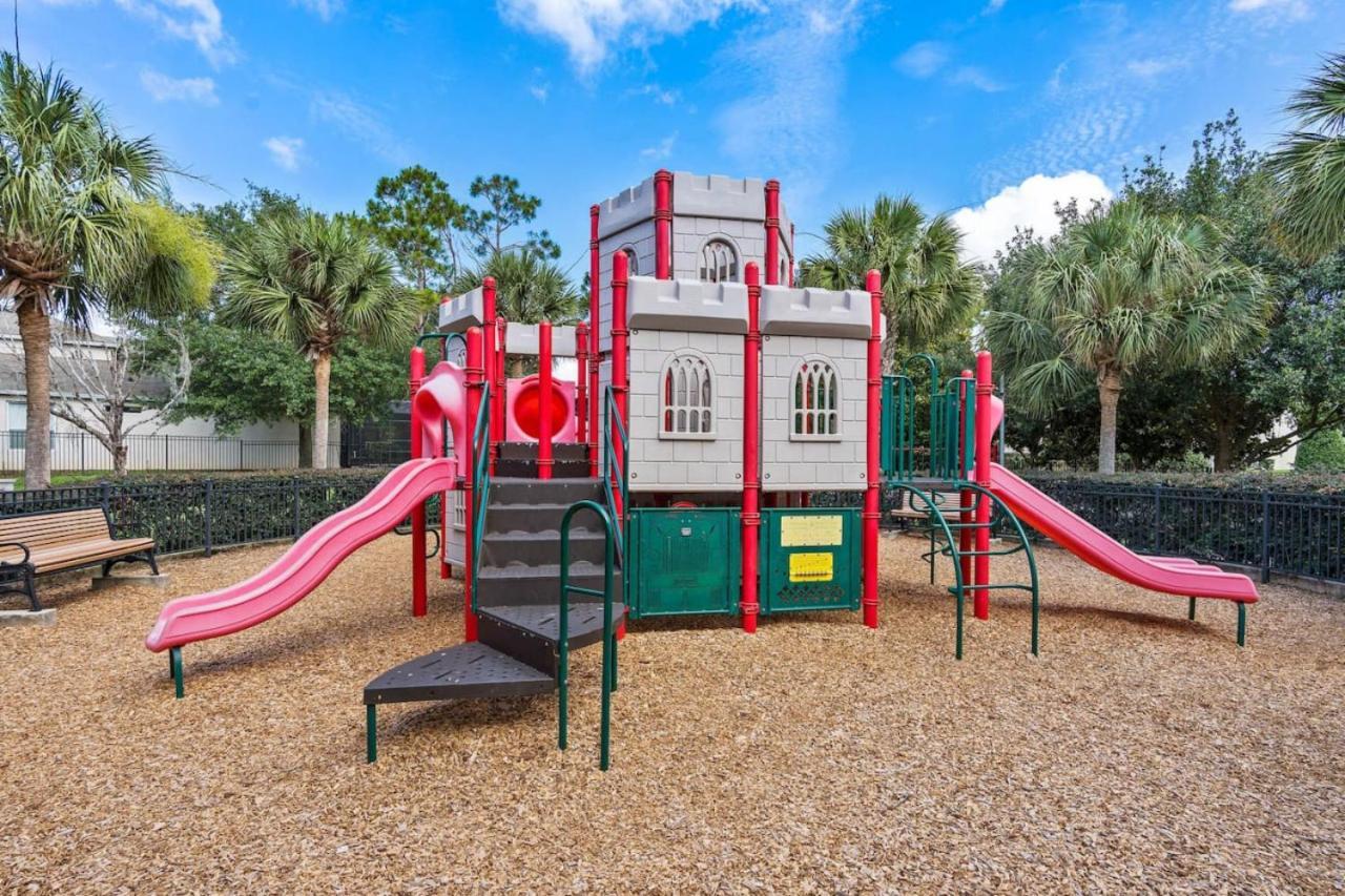 Windsor Hills Sunshine Waterslides Pool By * Orlando