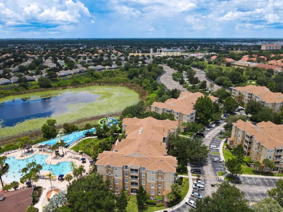 Windsor Hills Sunshine Waterslides Pool By * Orlando