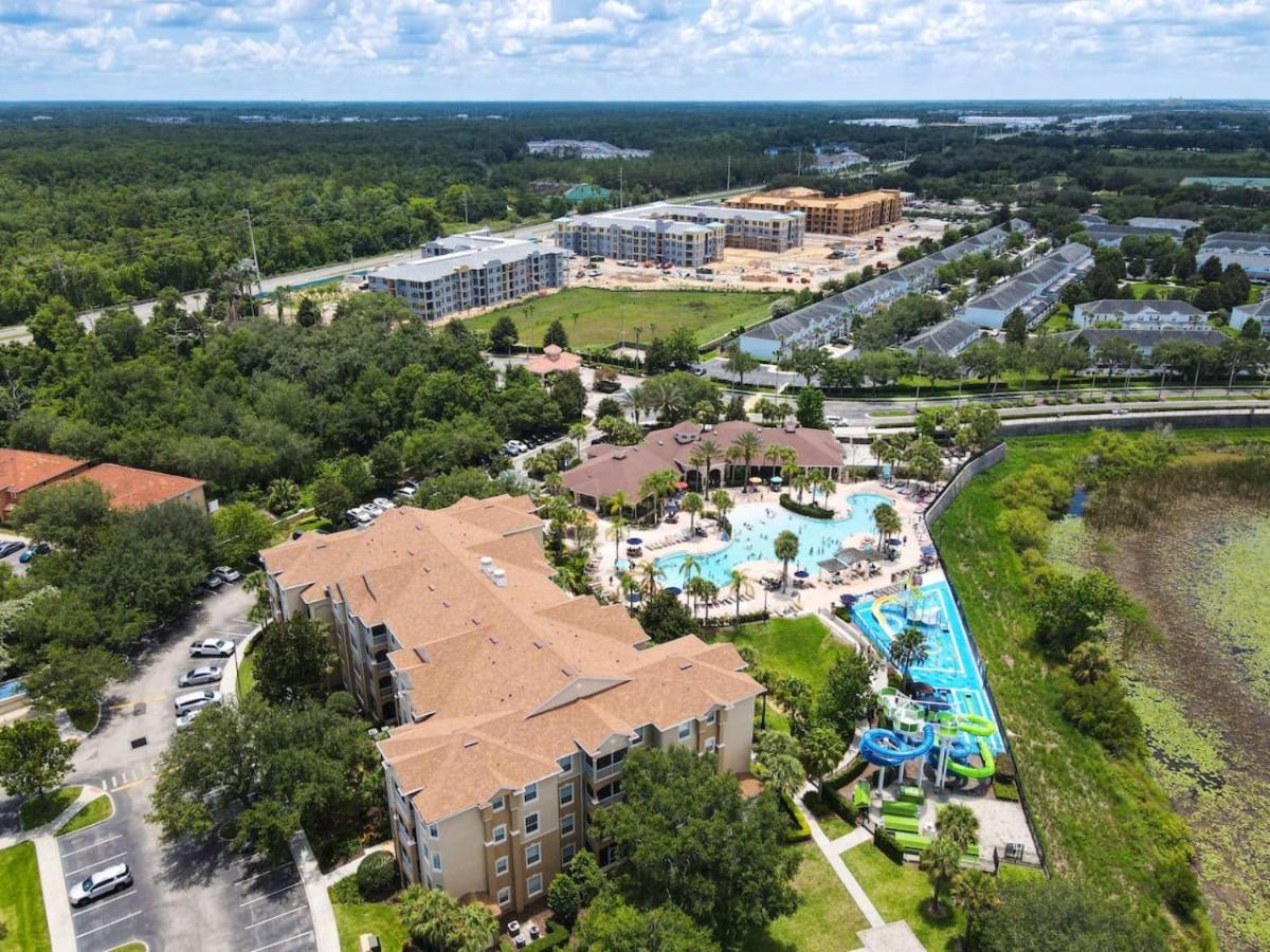 Windsor Hills Sunshine Waterslides Pool By