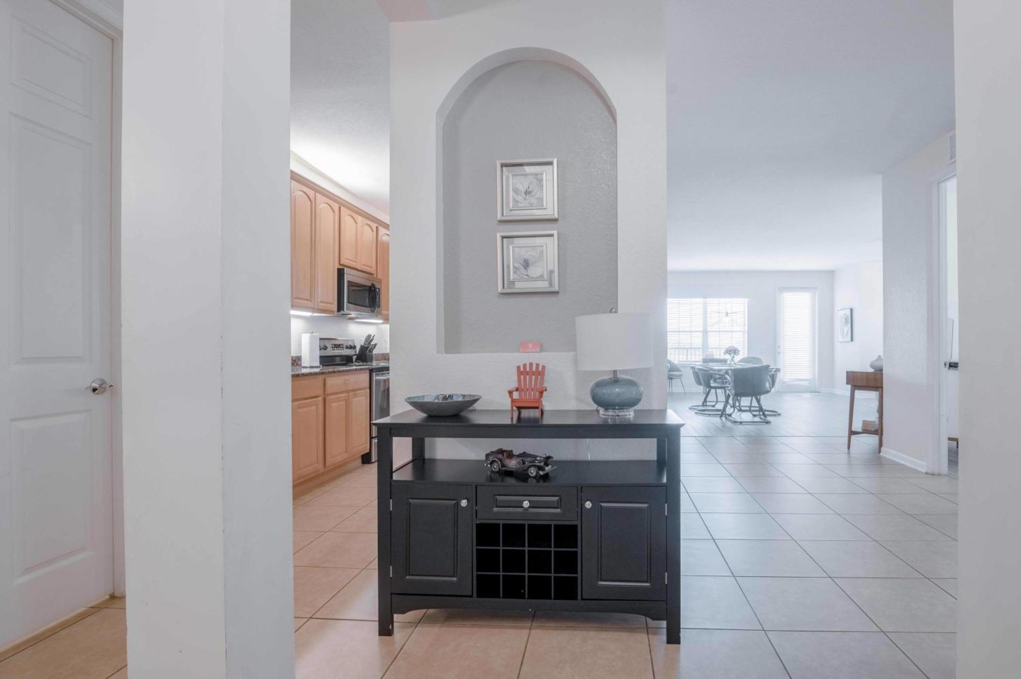 New! Vista Cay Lakeview Condo-huge! Near Parks-occc Holiday home *