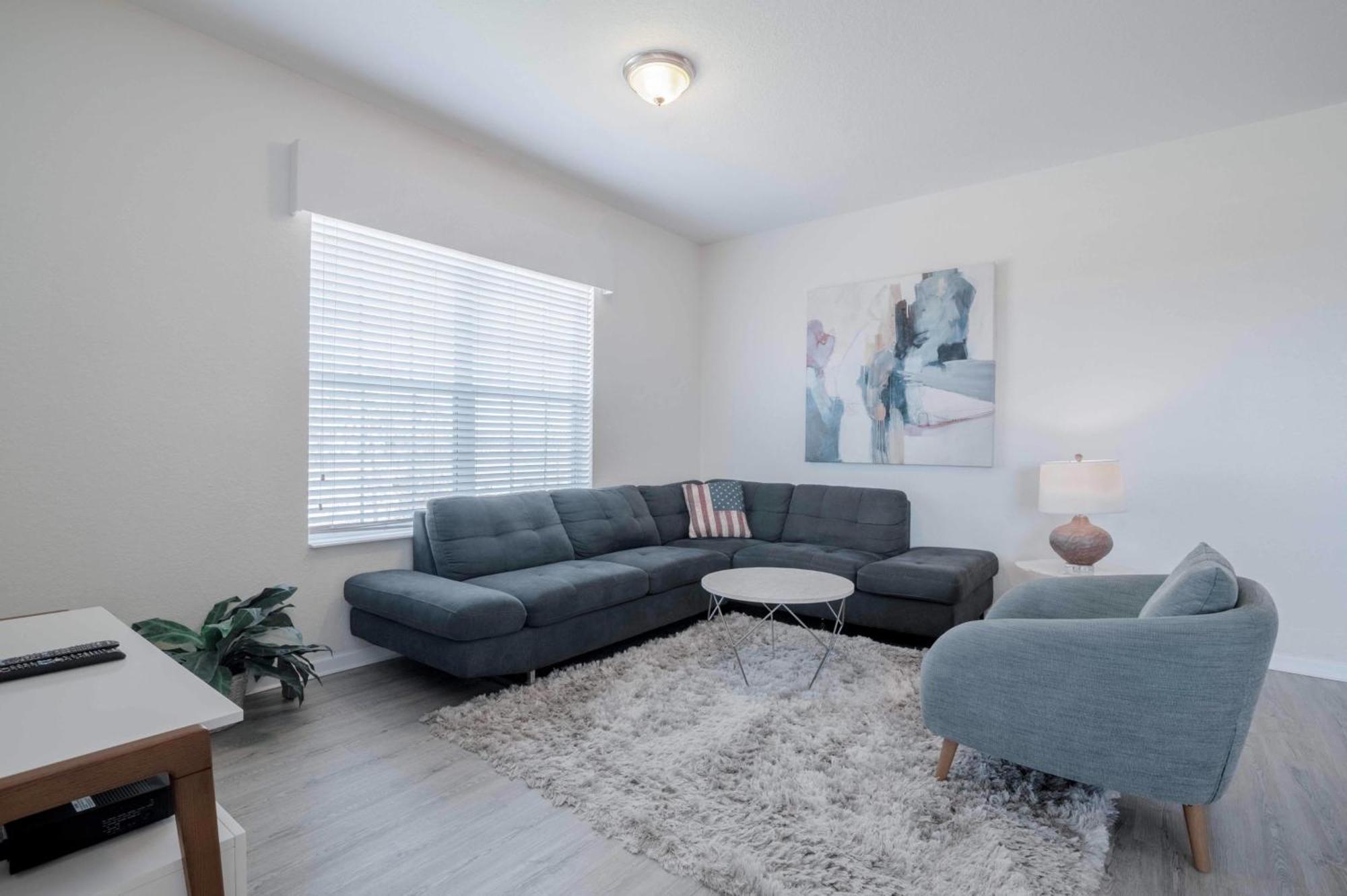 New! Vista Cay Lakeview Condo-huge! Near Parks-occc Holiday home *