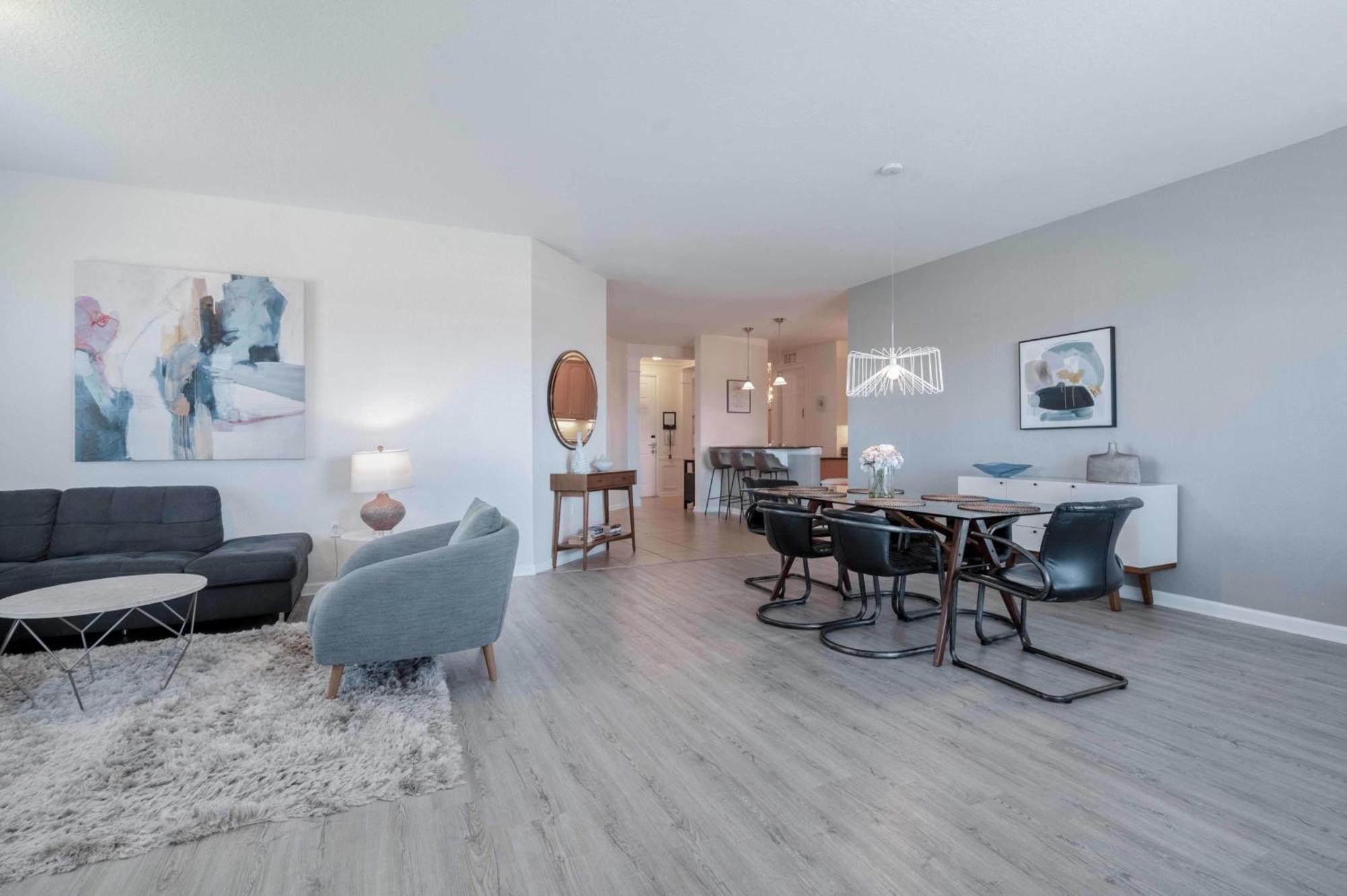 New! Vista Cay Lakeview Condo-huge! Near Parks-occc *