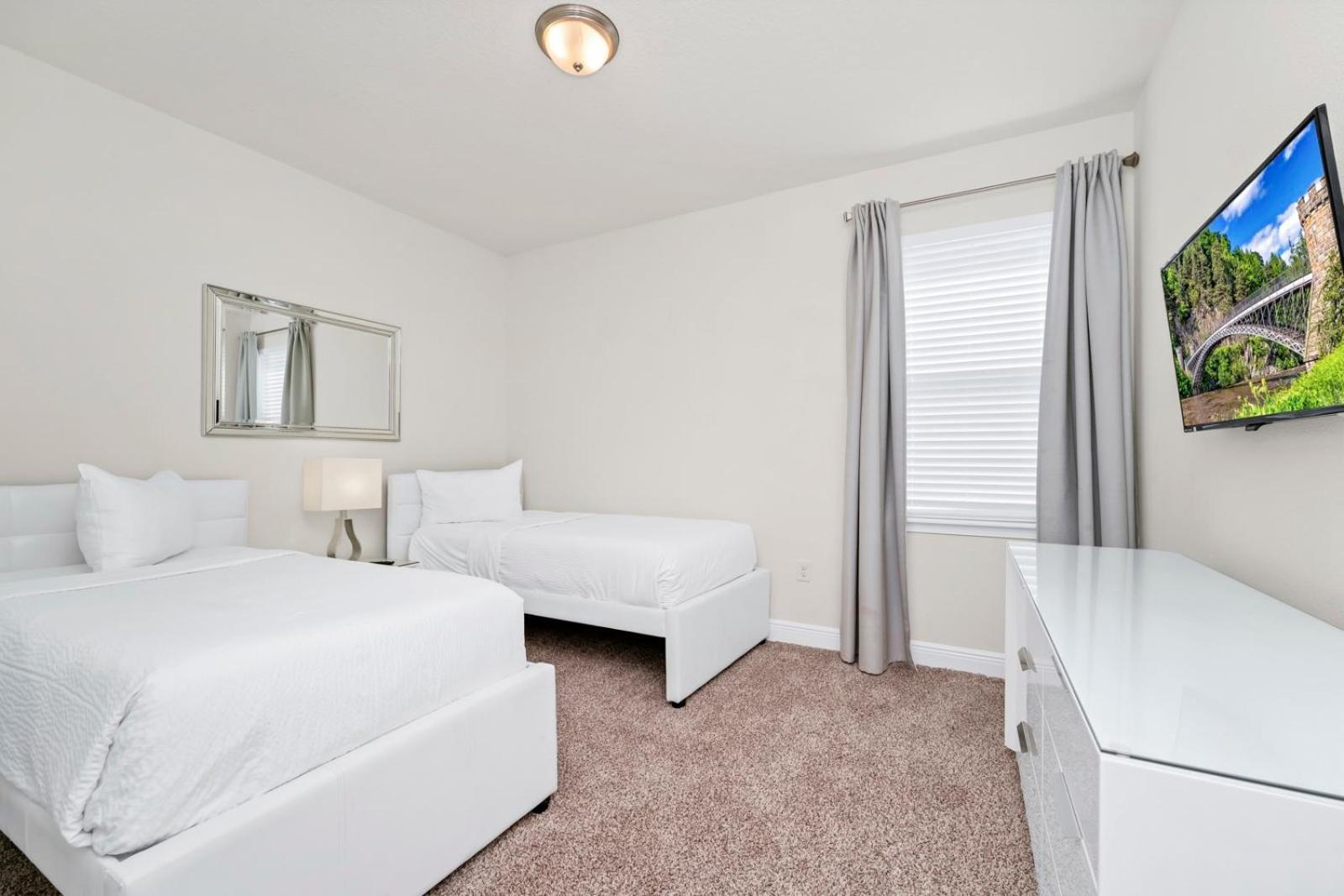 Regal With Private Pool Near With Amenities By Rentyl - 7727ff Holiday home Orlando