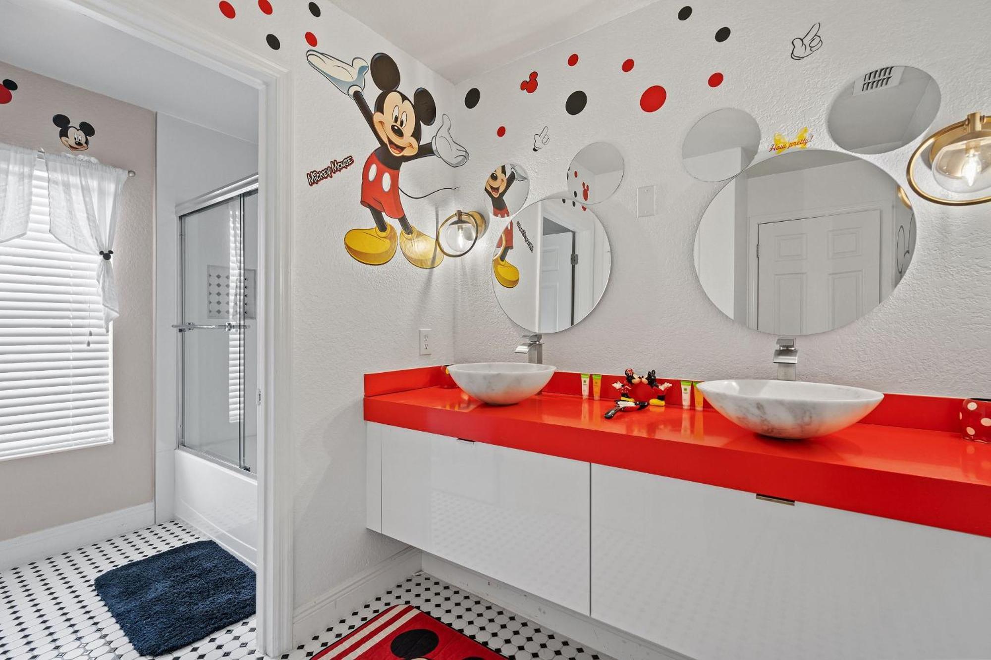 Holiday home 7819 - 6 Quartos / 4 Banheiros | Piscina Privativa | Sala De Jogos Dos Vingadores