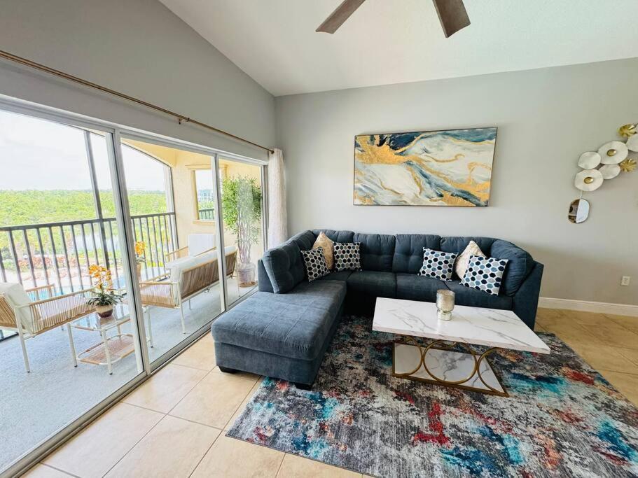 Apartment Luxurious & Epic In Heart Of *