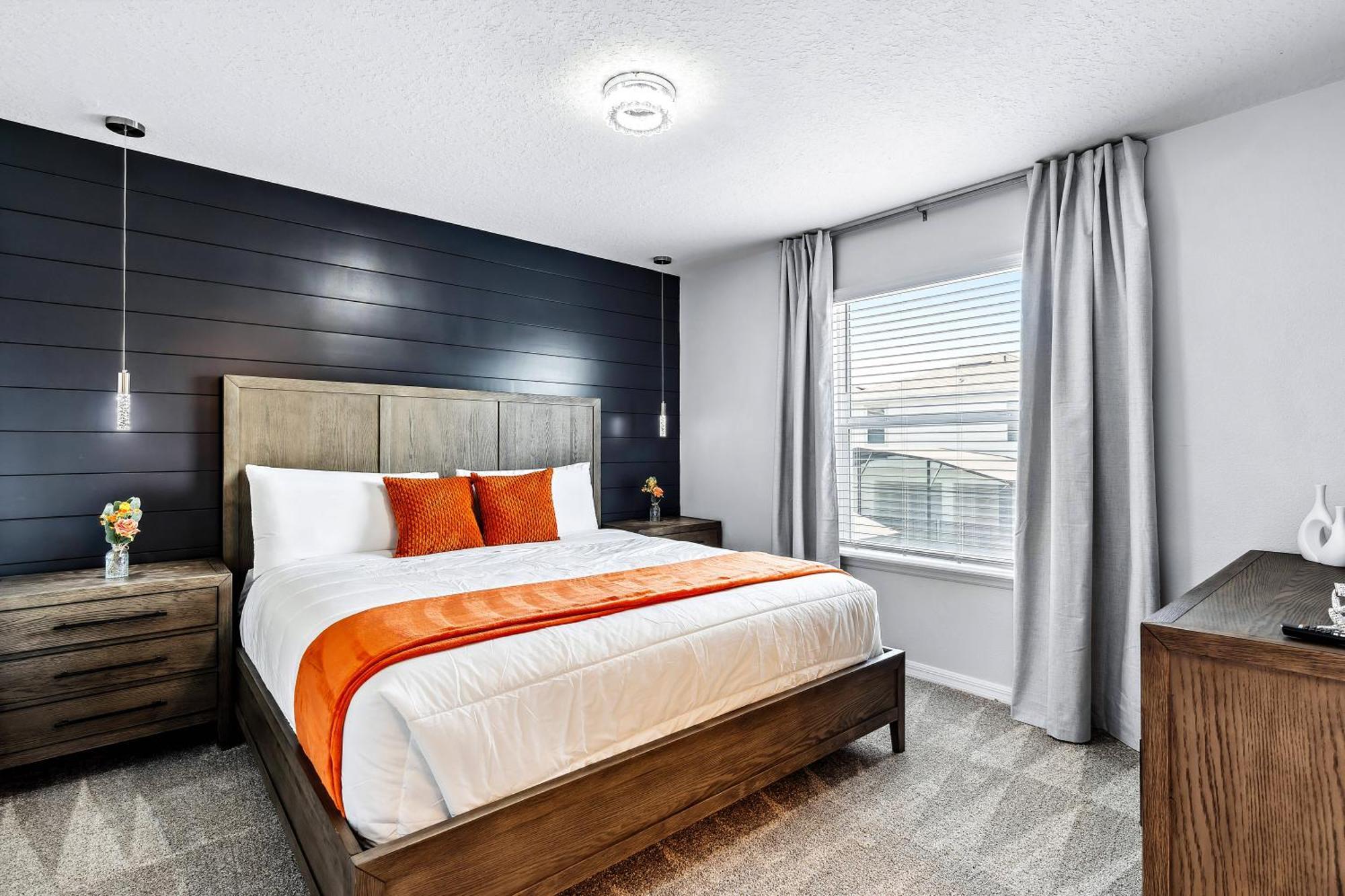 Amazing Brand New 10bd8br For Up To 28 Guests. Holiday home Orlando