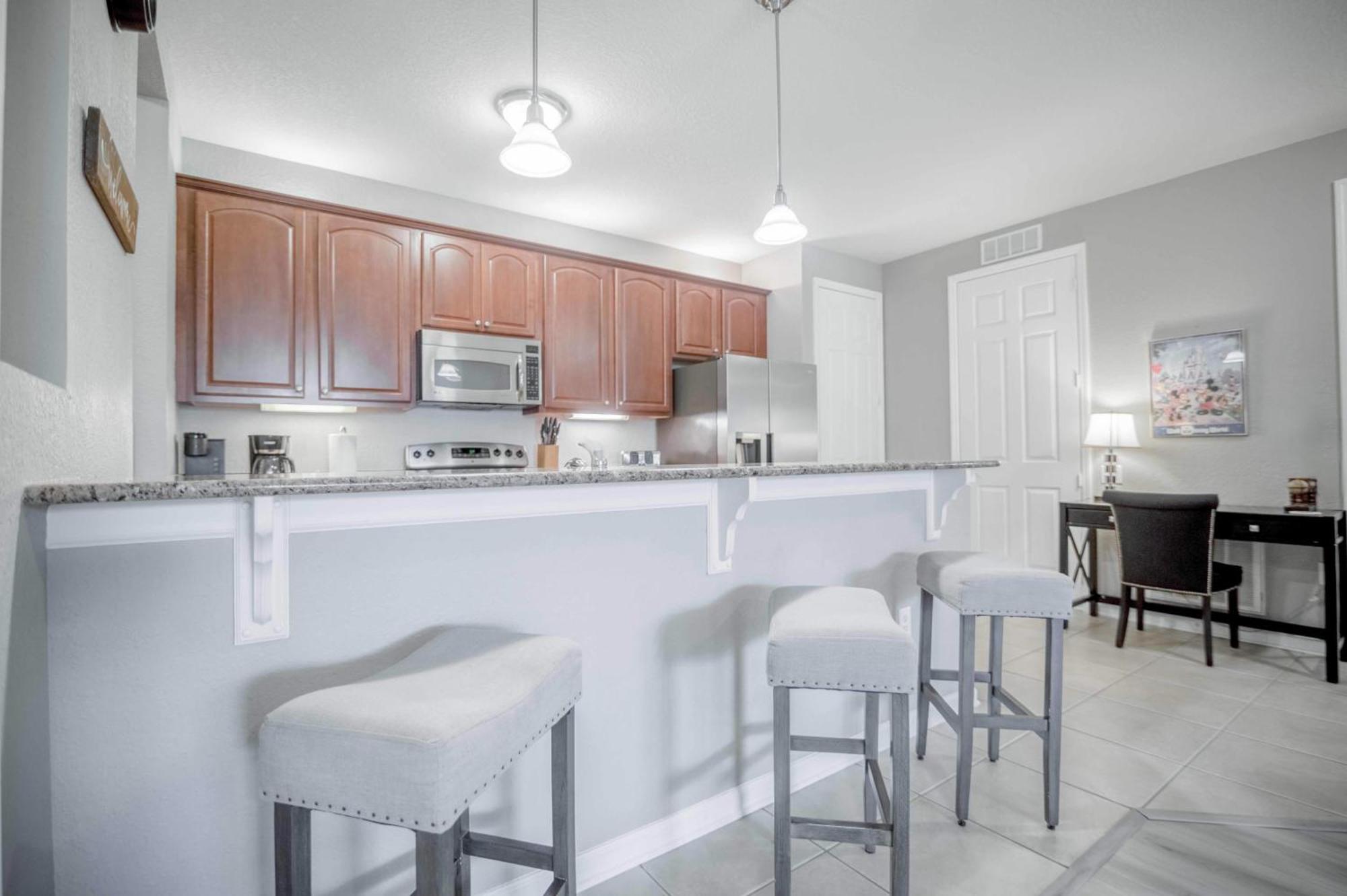 Luxury ! Vista Cay View Joy - Next To Pool Near Parks & Occc
