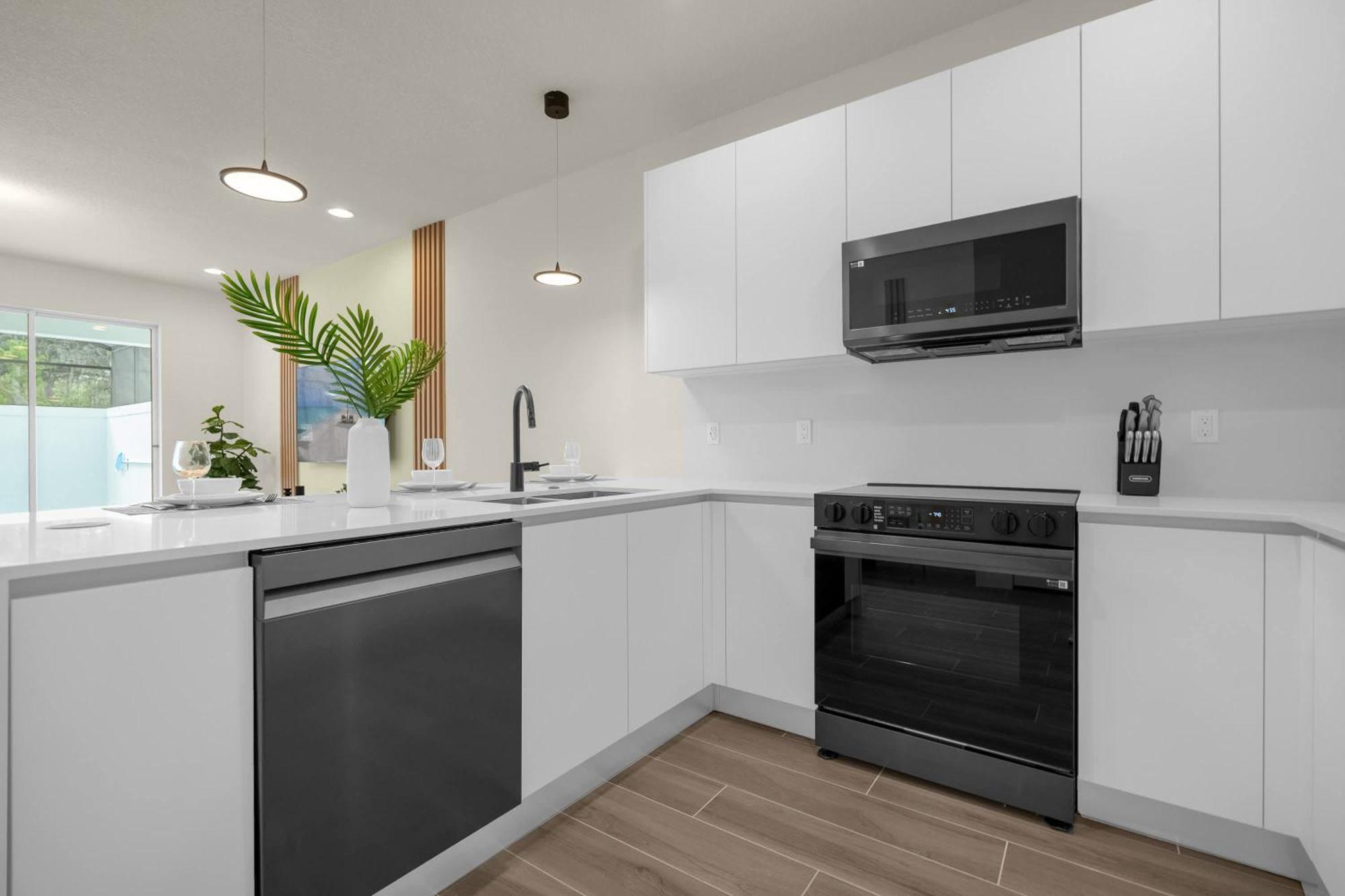 Holiday home Upstay - Townhouse With Private Pool And Foosball *