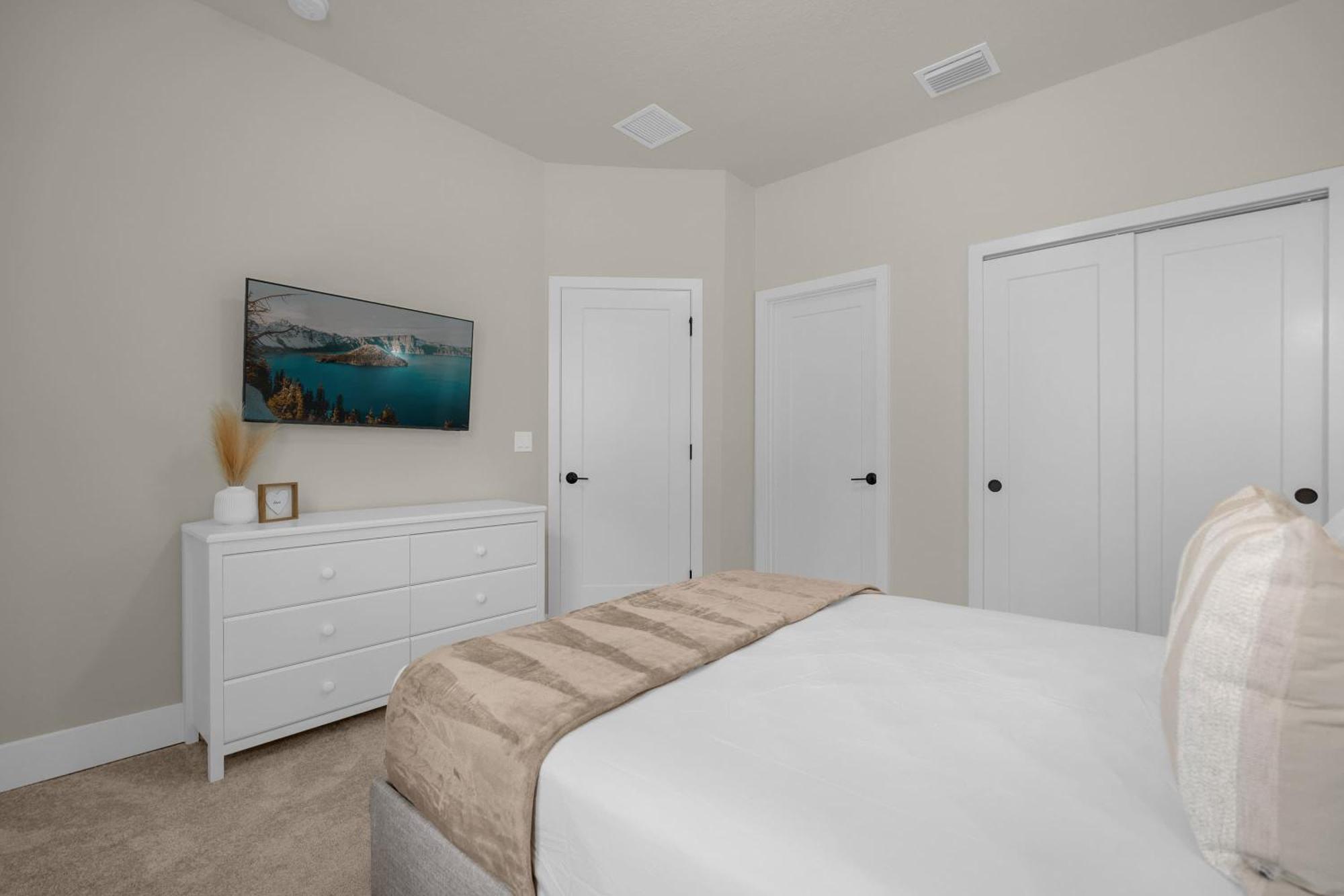 Holiday home Upstay - Townhouse With Private Pool And Foosball
