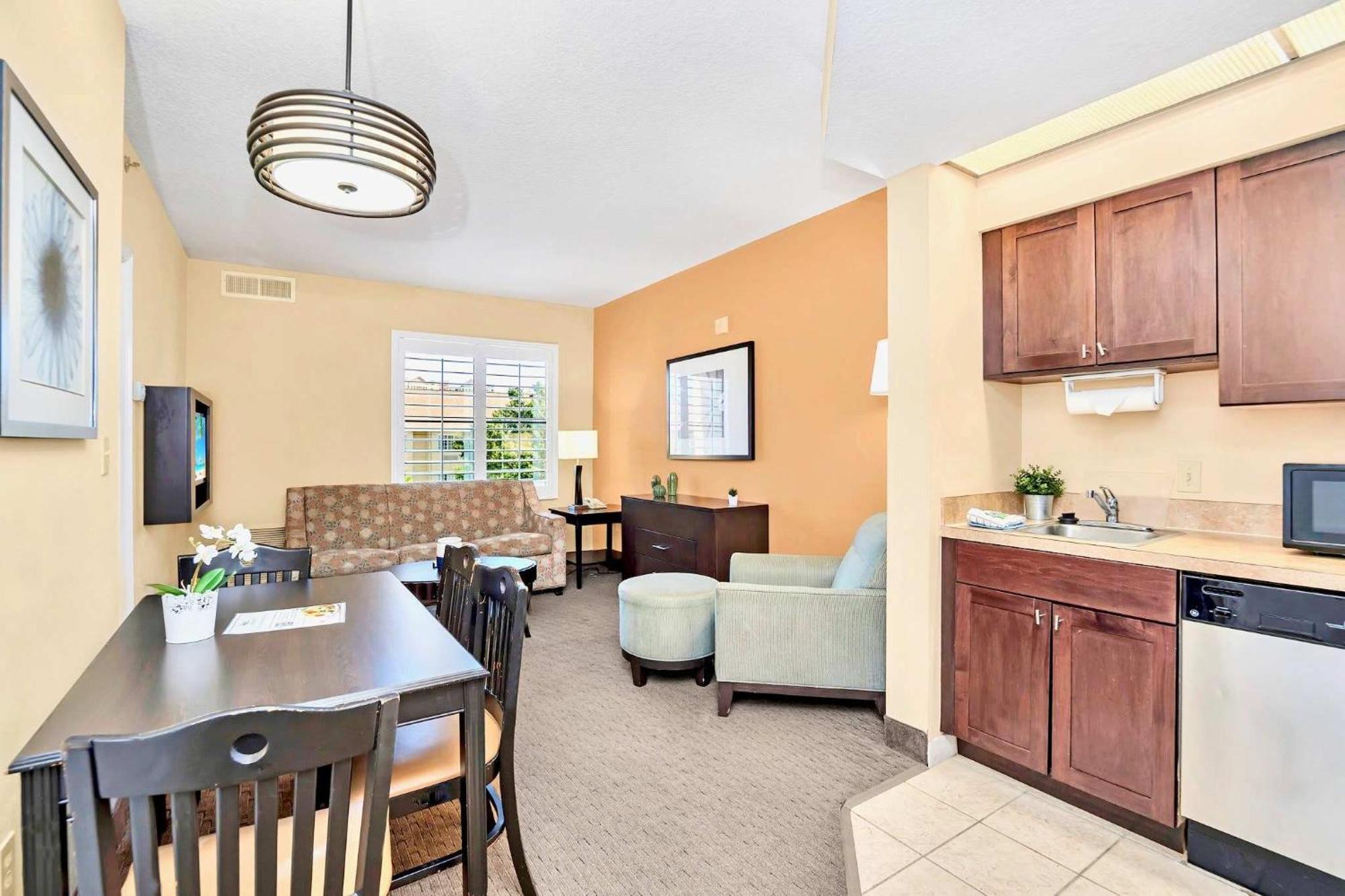 Close To Universal 1br - Hot Tub&pool