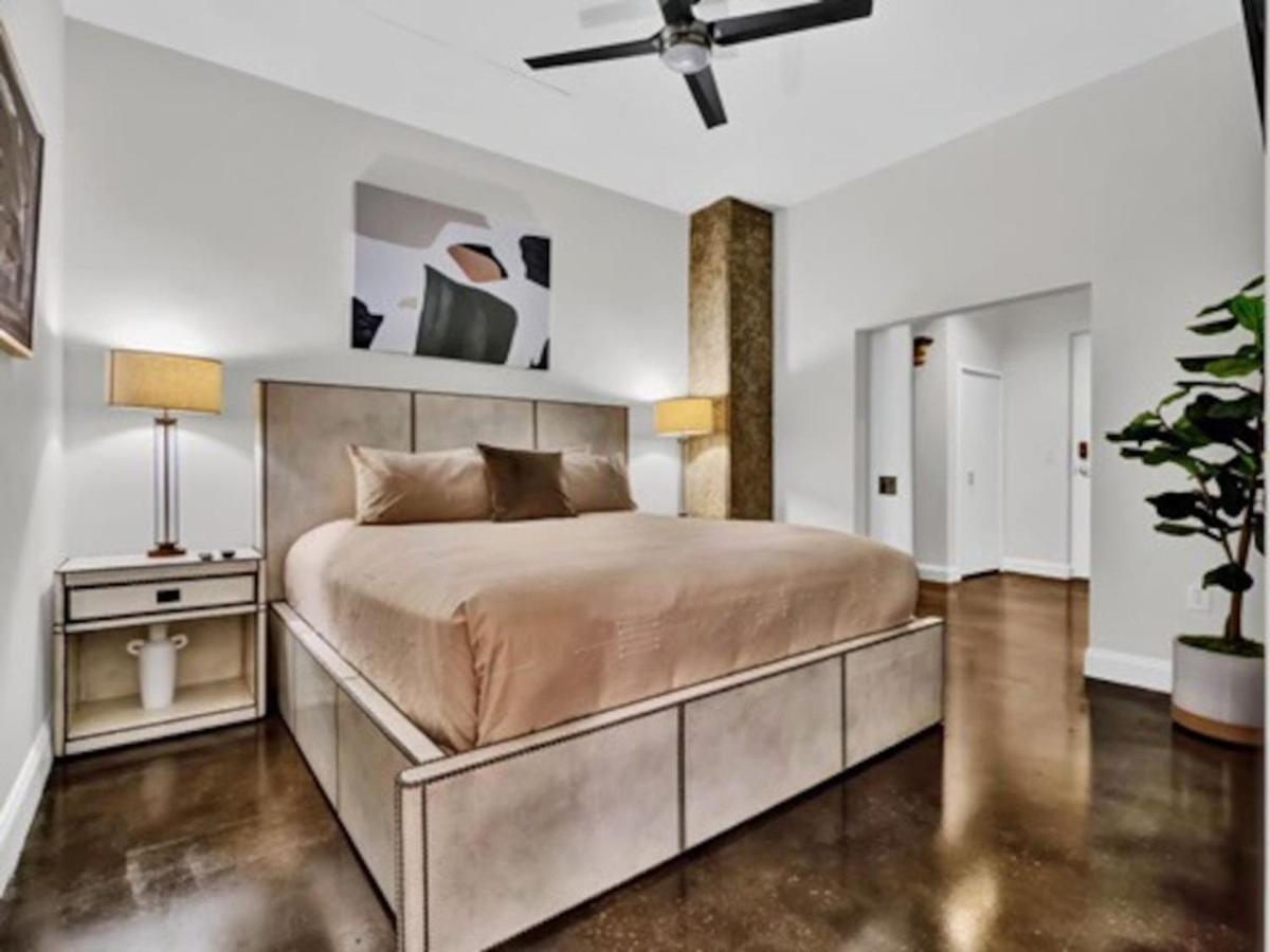 Exquisite New Large 3bd2bth Orlando