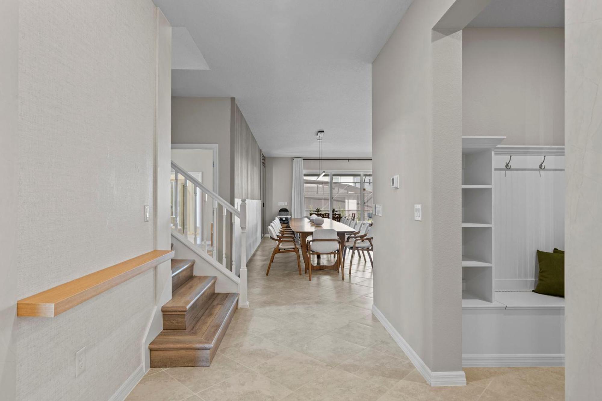 10 Bedrooms- 8 Bathrooms- Windsor Kay 16260sk Holiday home *