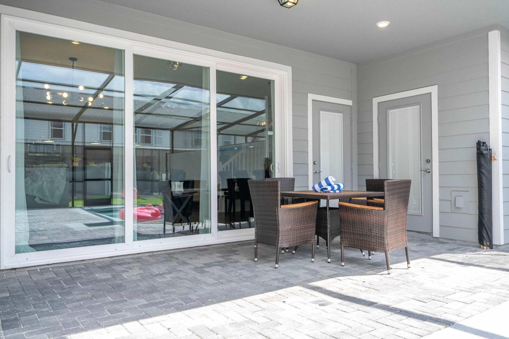 Family Friendly 5bd Close To At Windsor Cay 1269 *