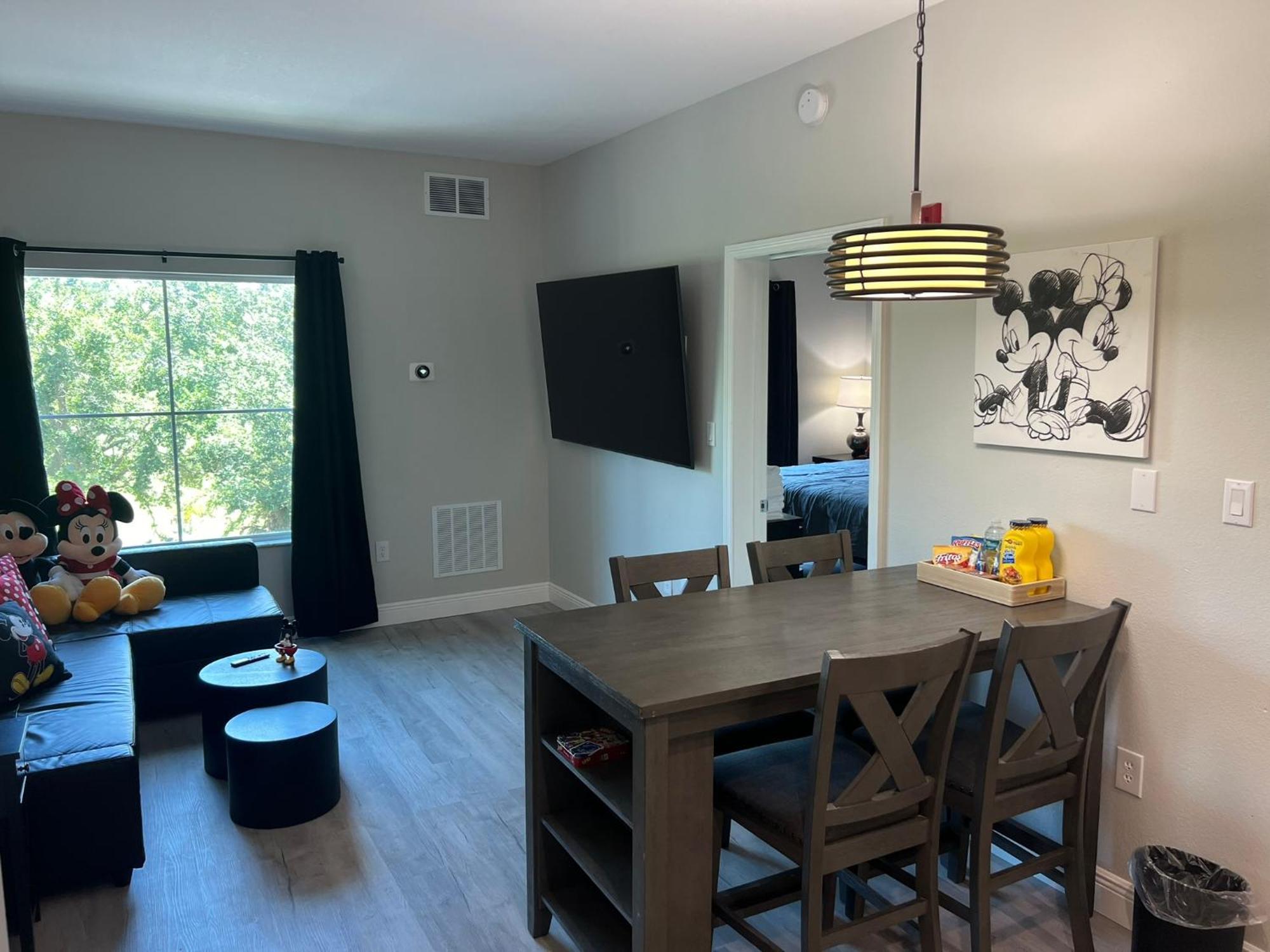 Apartment Shuttle King Bed Free Park *