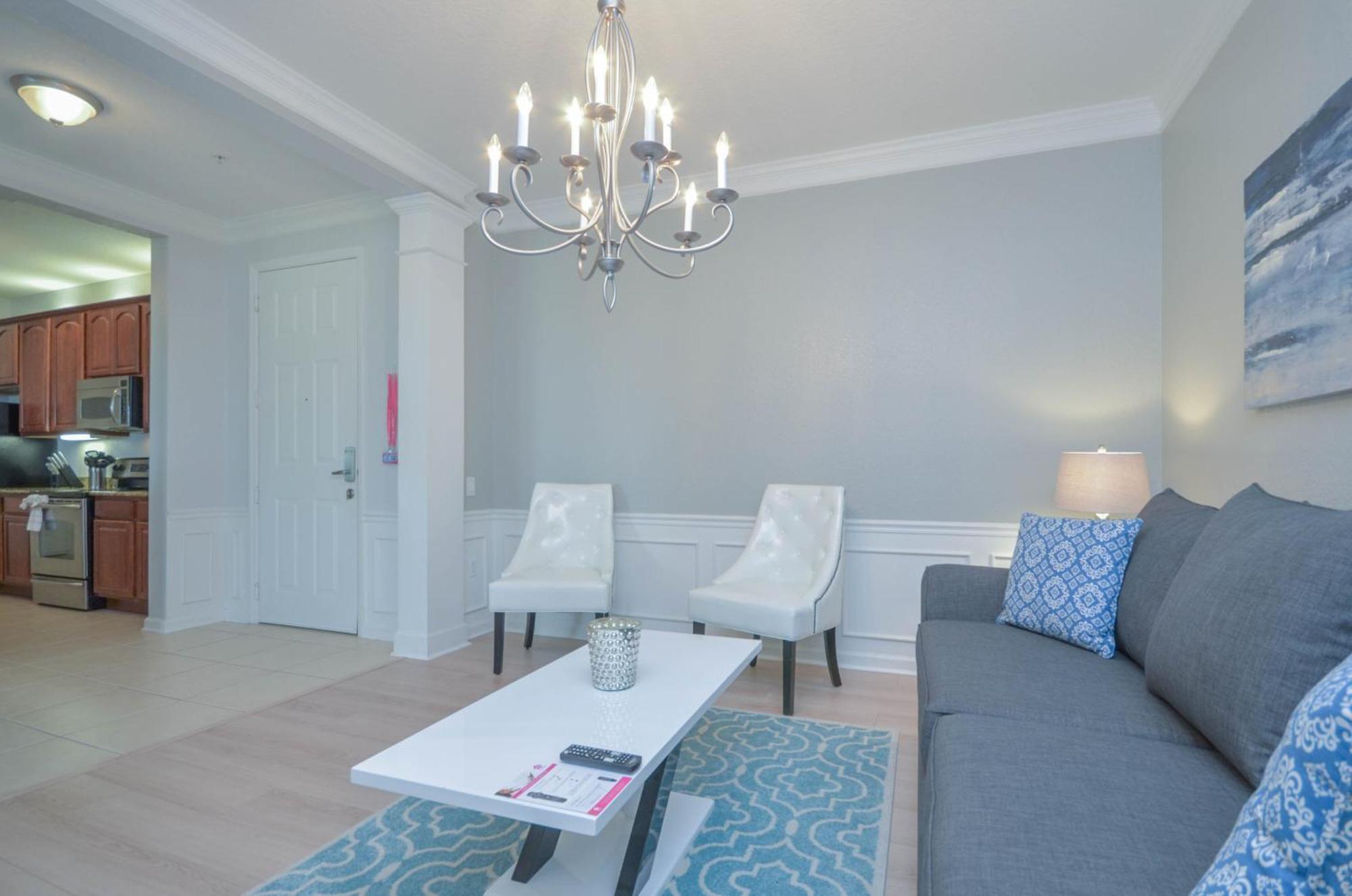 Vista Cay 70 By