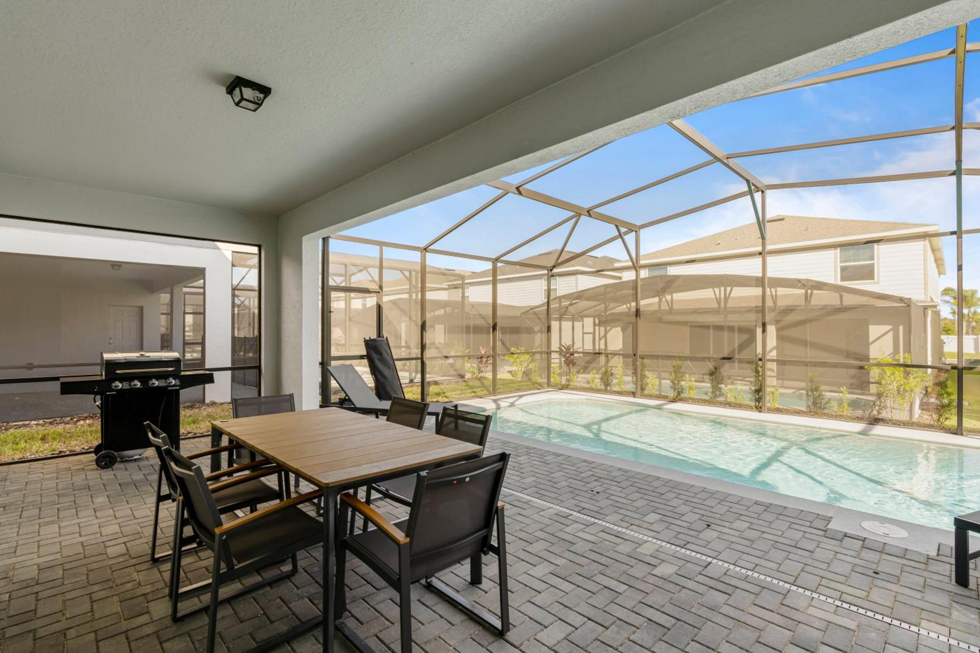Brand New 5bedrooms At Windsor Cay *