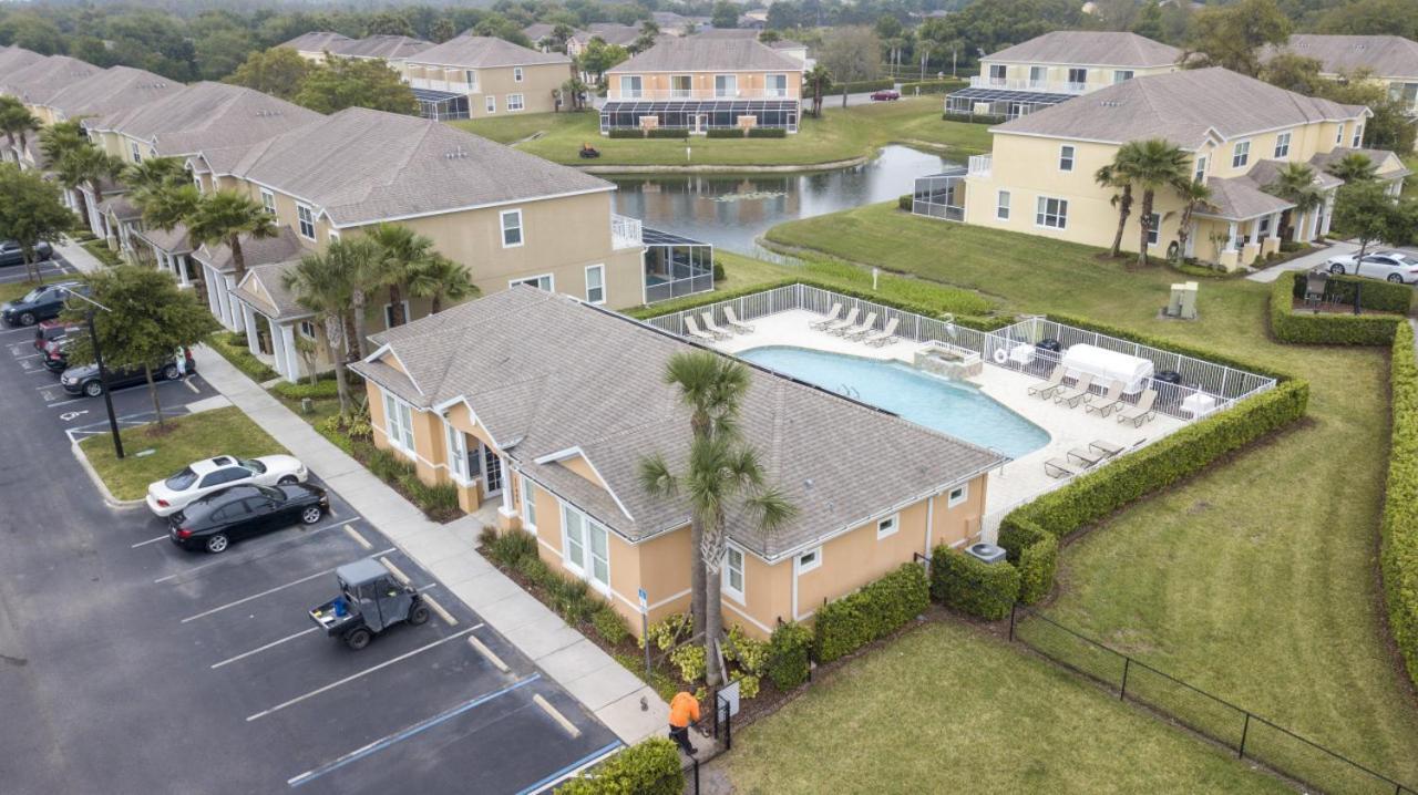 Holiday home 3br Townhouse Near Bbq Grill And Pool