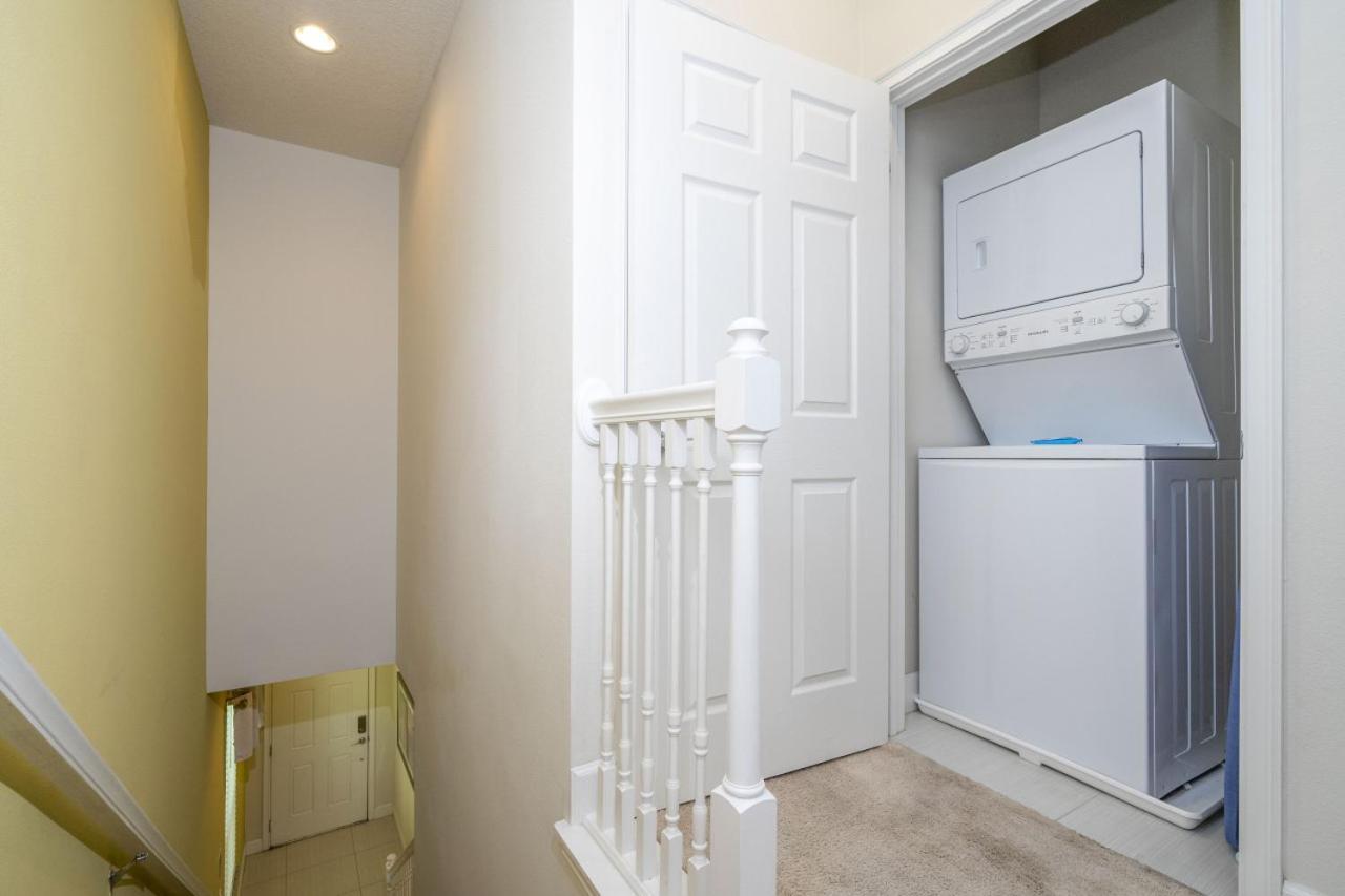 3br Townhouse Near Bbq Grill And Pool Holiday home